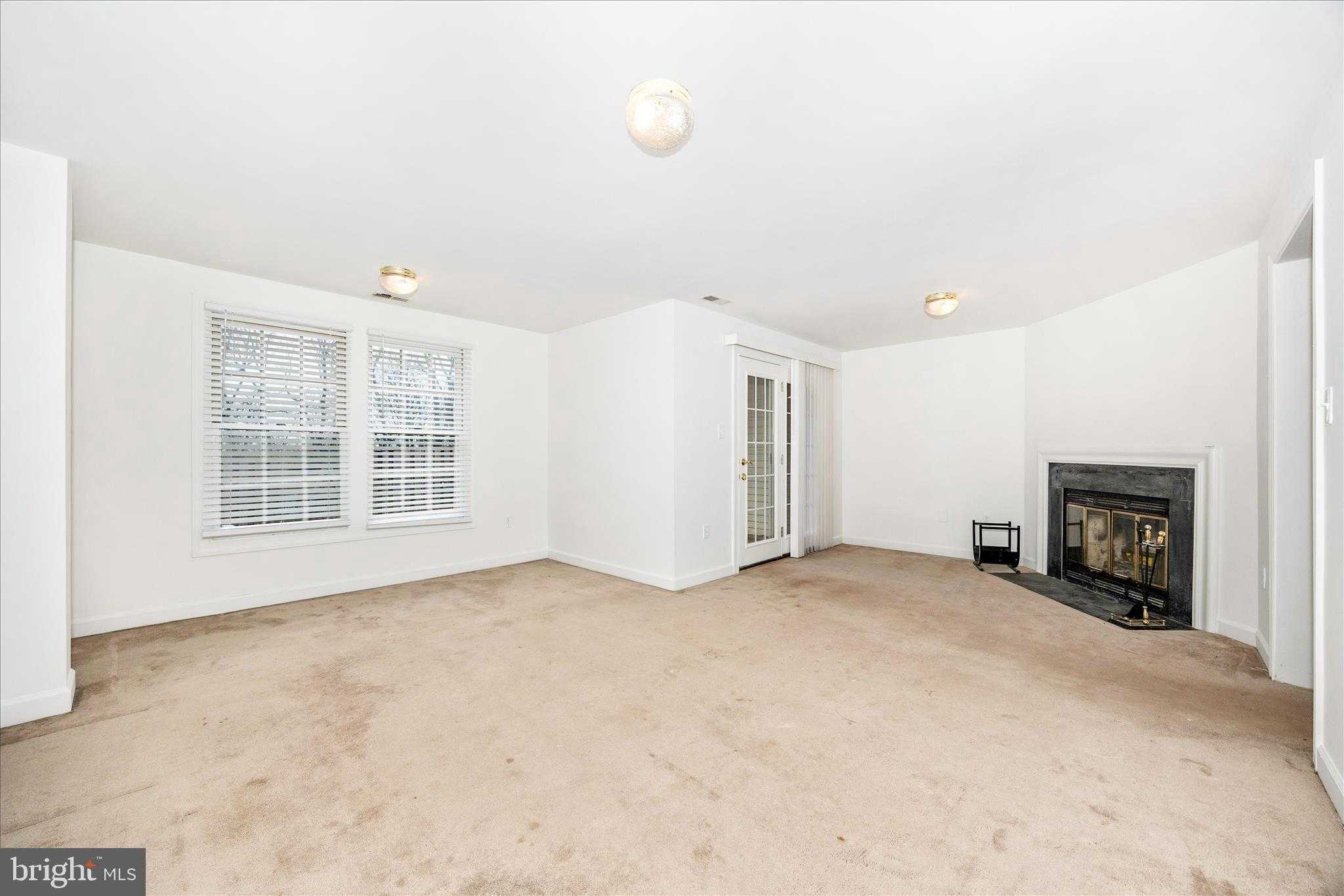 5577 Rivendell Pl photo 31