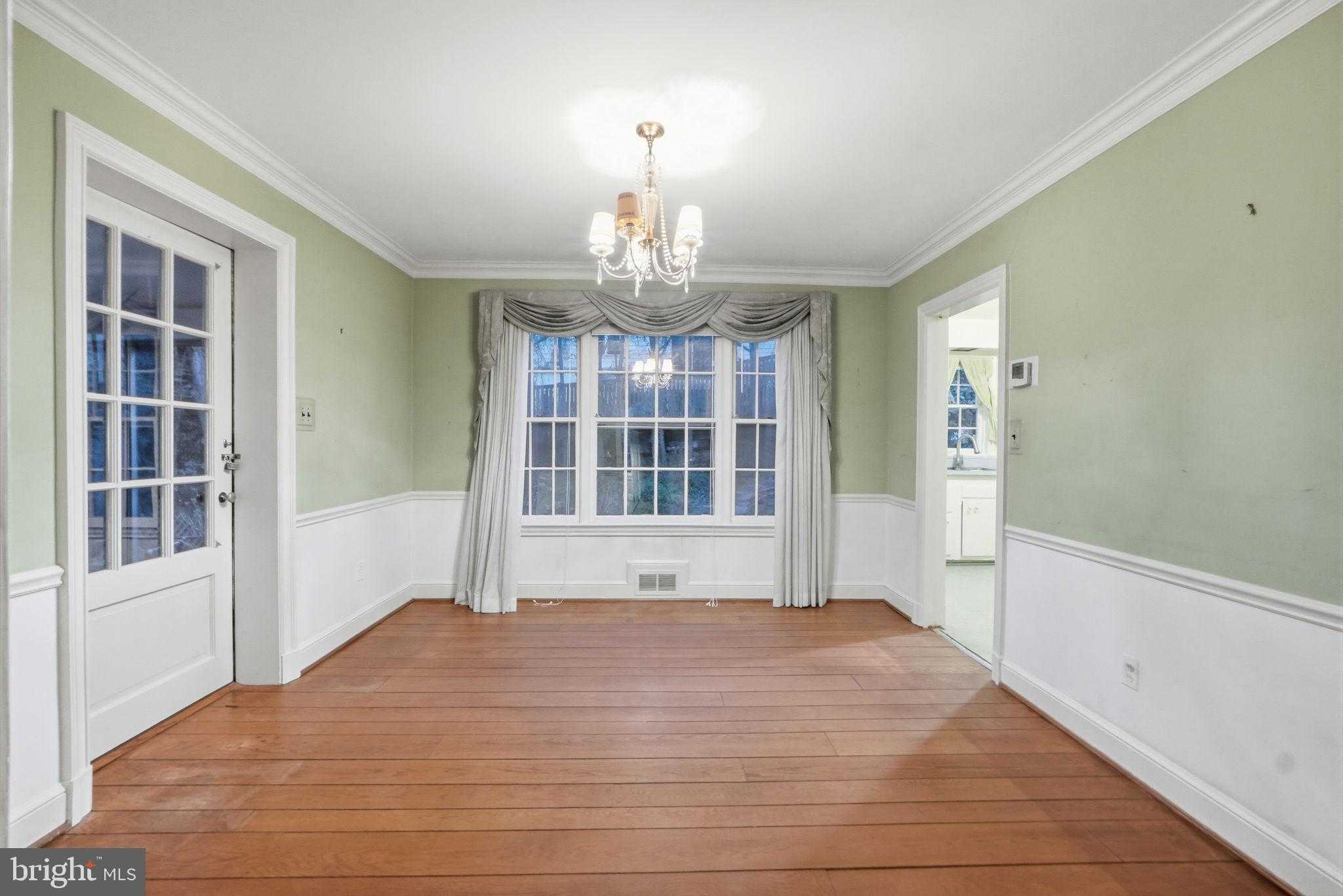 5216 Farrington Rd photo 11