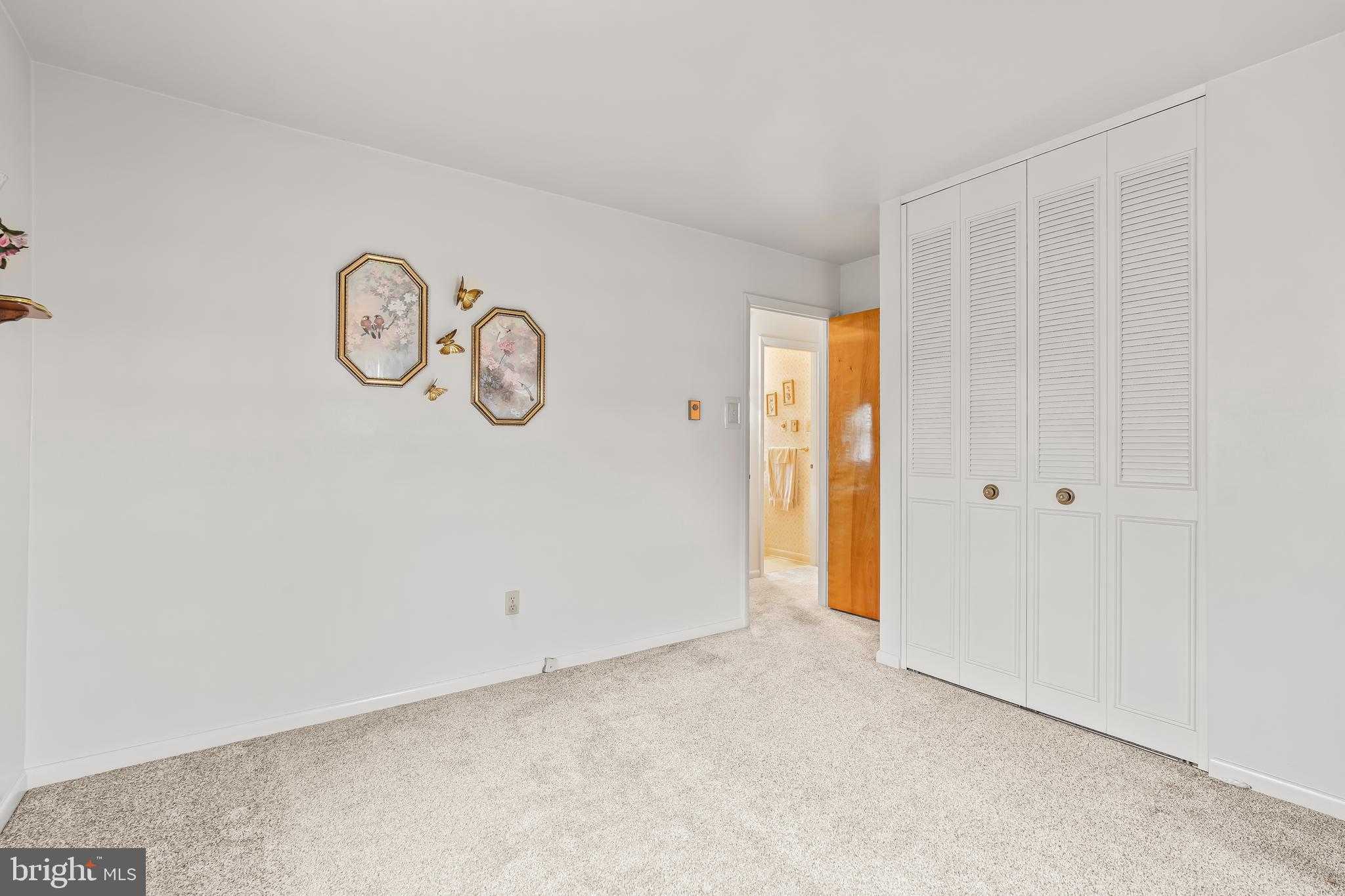 1404 Marshall St photo 15