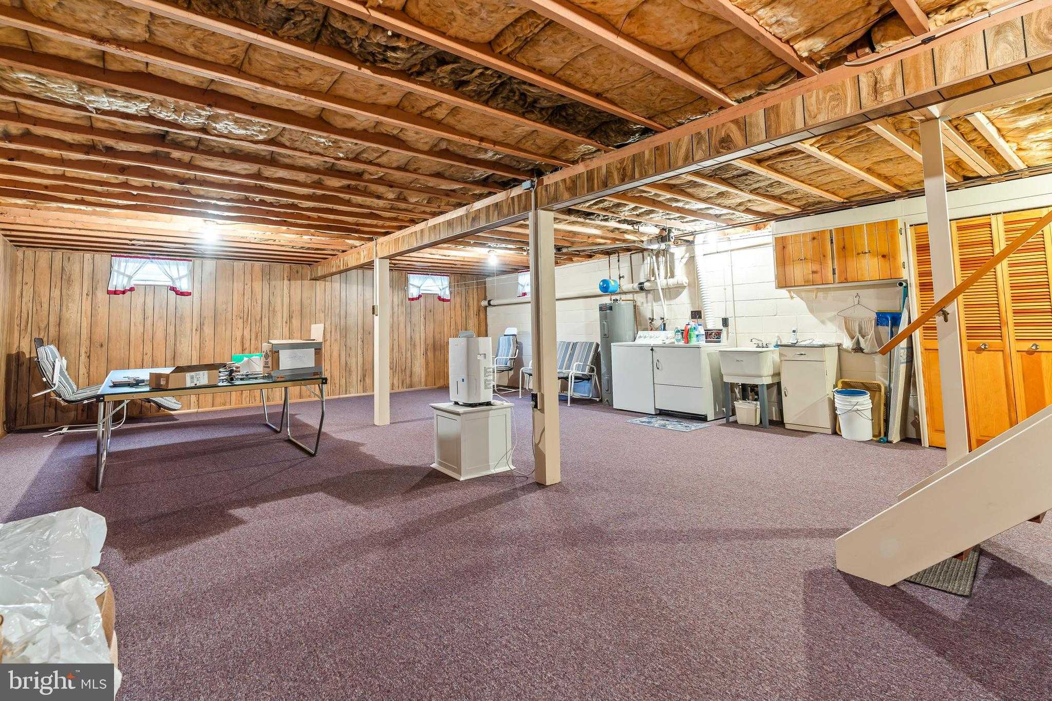 1404 Marshall St photo 23