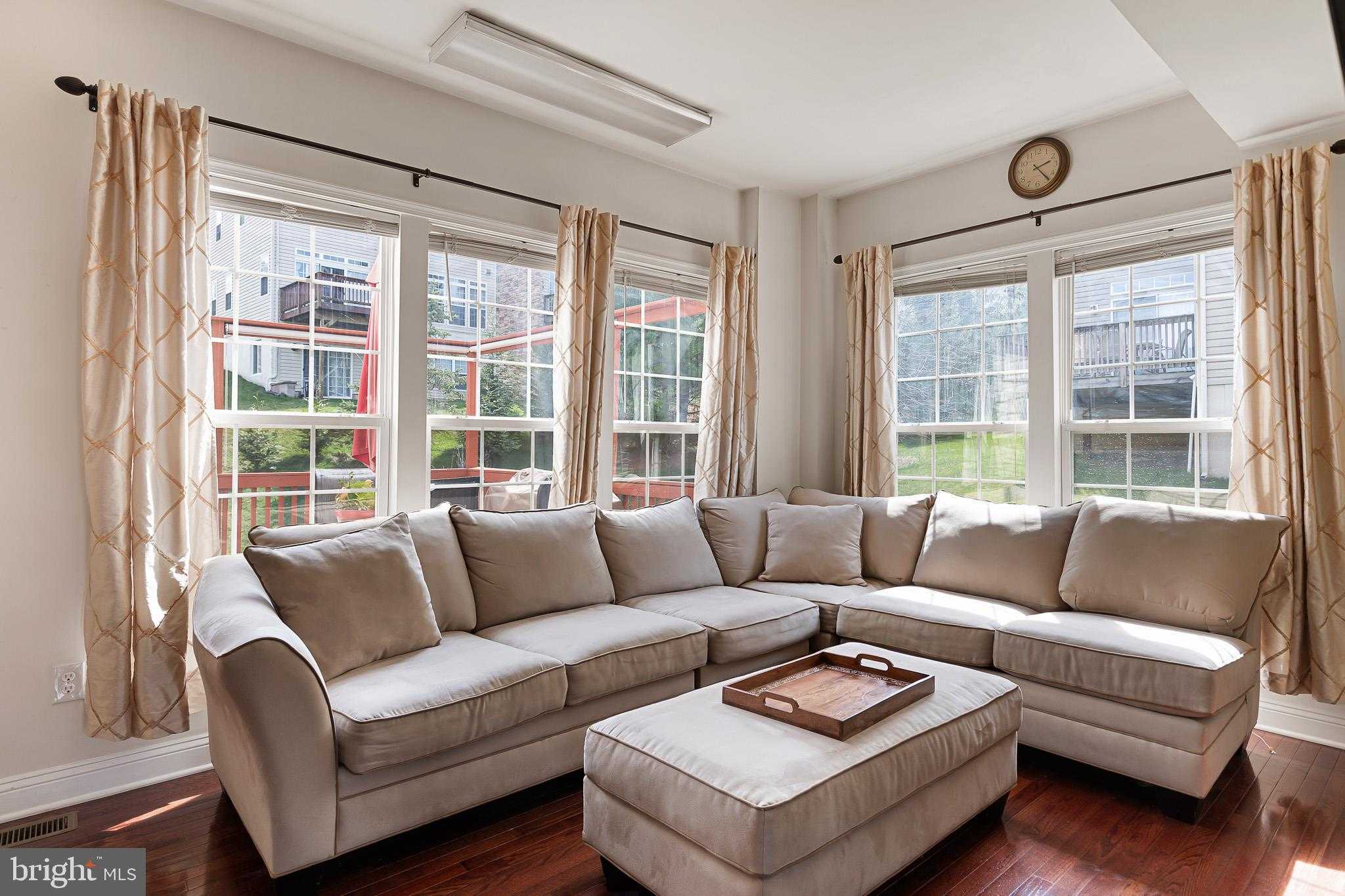 3134 Fieldstone CT photo 11