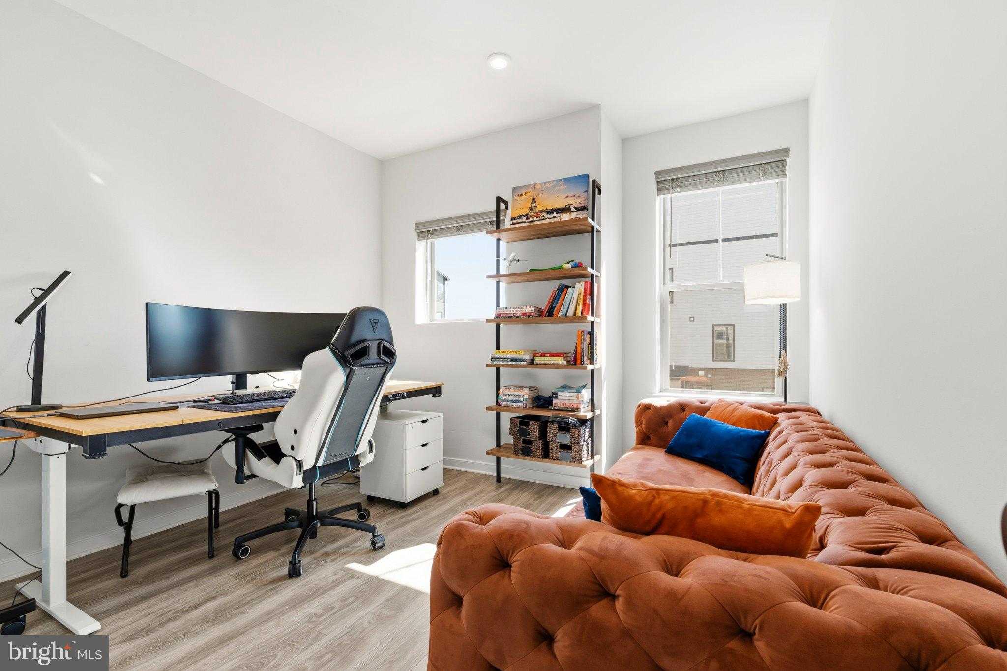 20900 Bluebird Sq photo 26