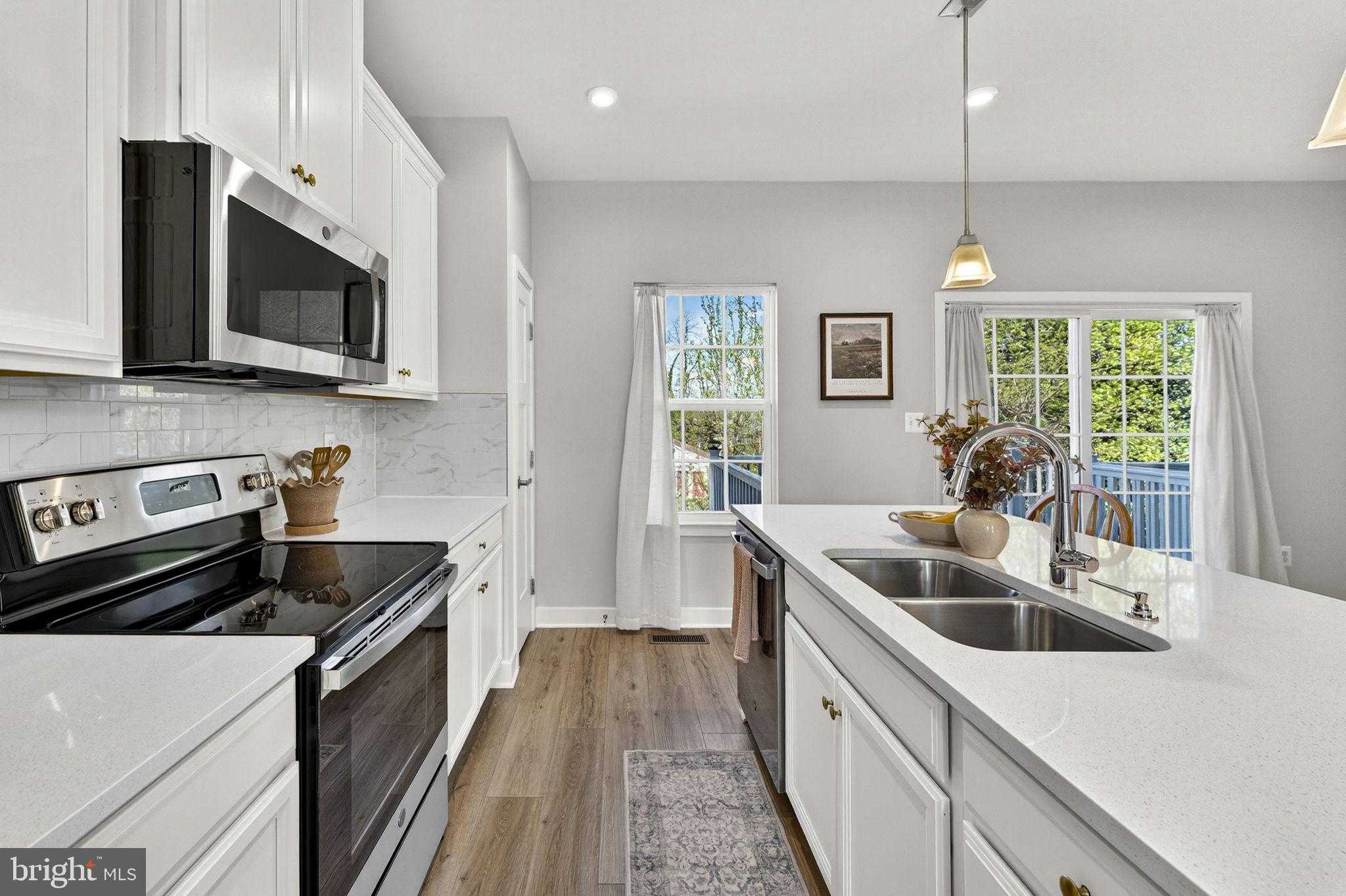 1756 Scenic Loop photo 18