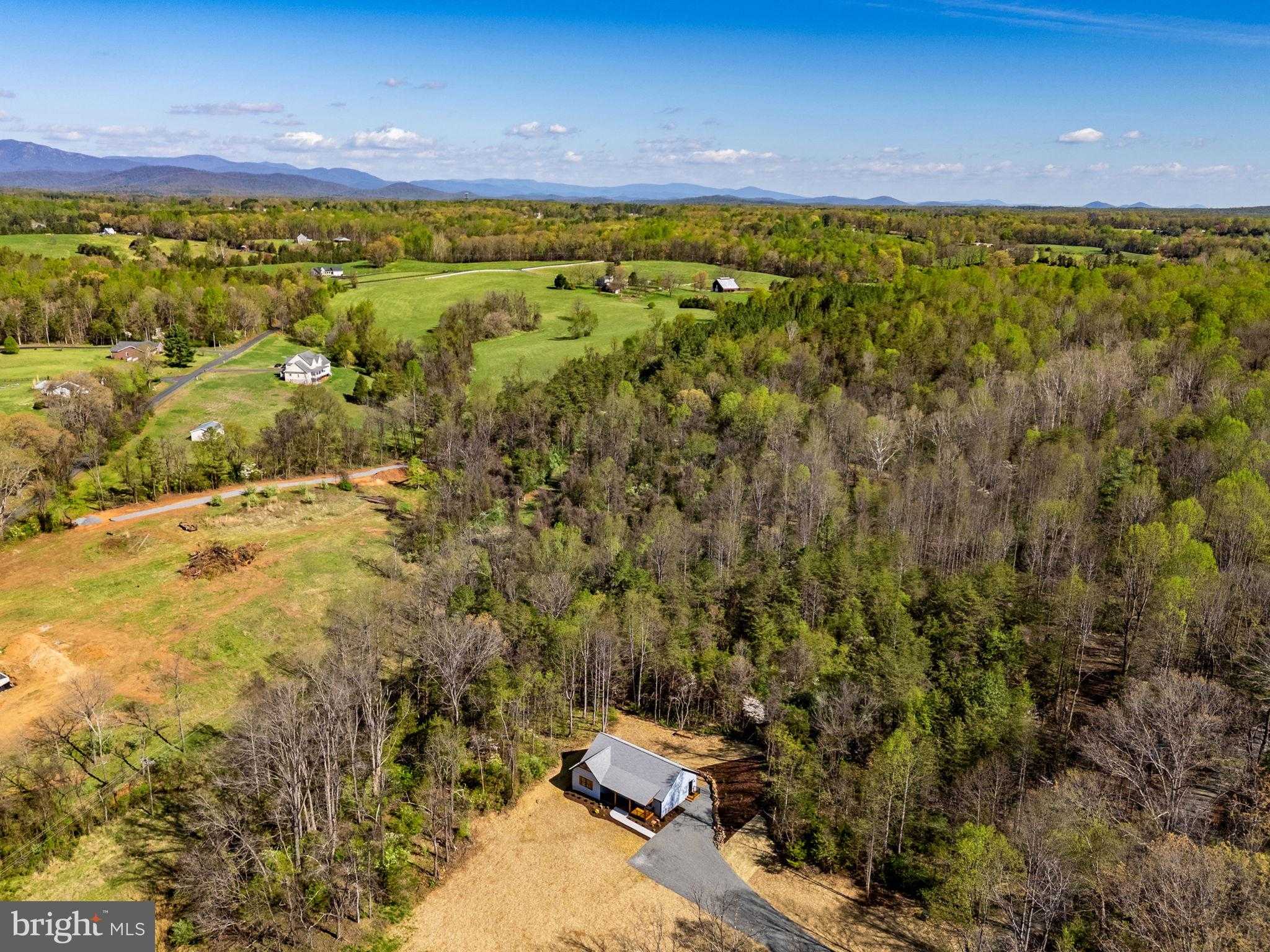 1787 Thoroughfare Rd photo 5