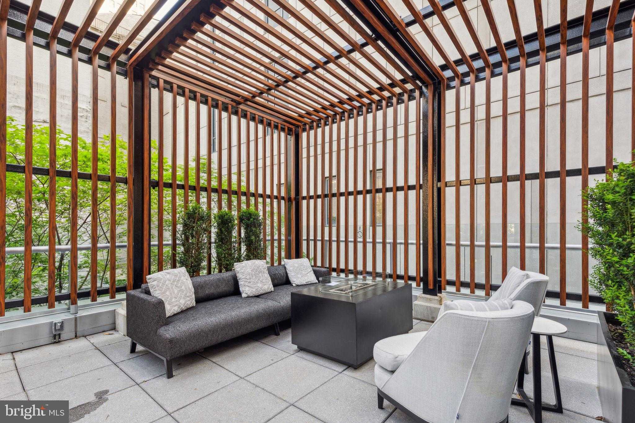 1414 S Penn Sq Unit 22d photo 31