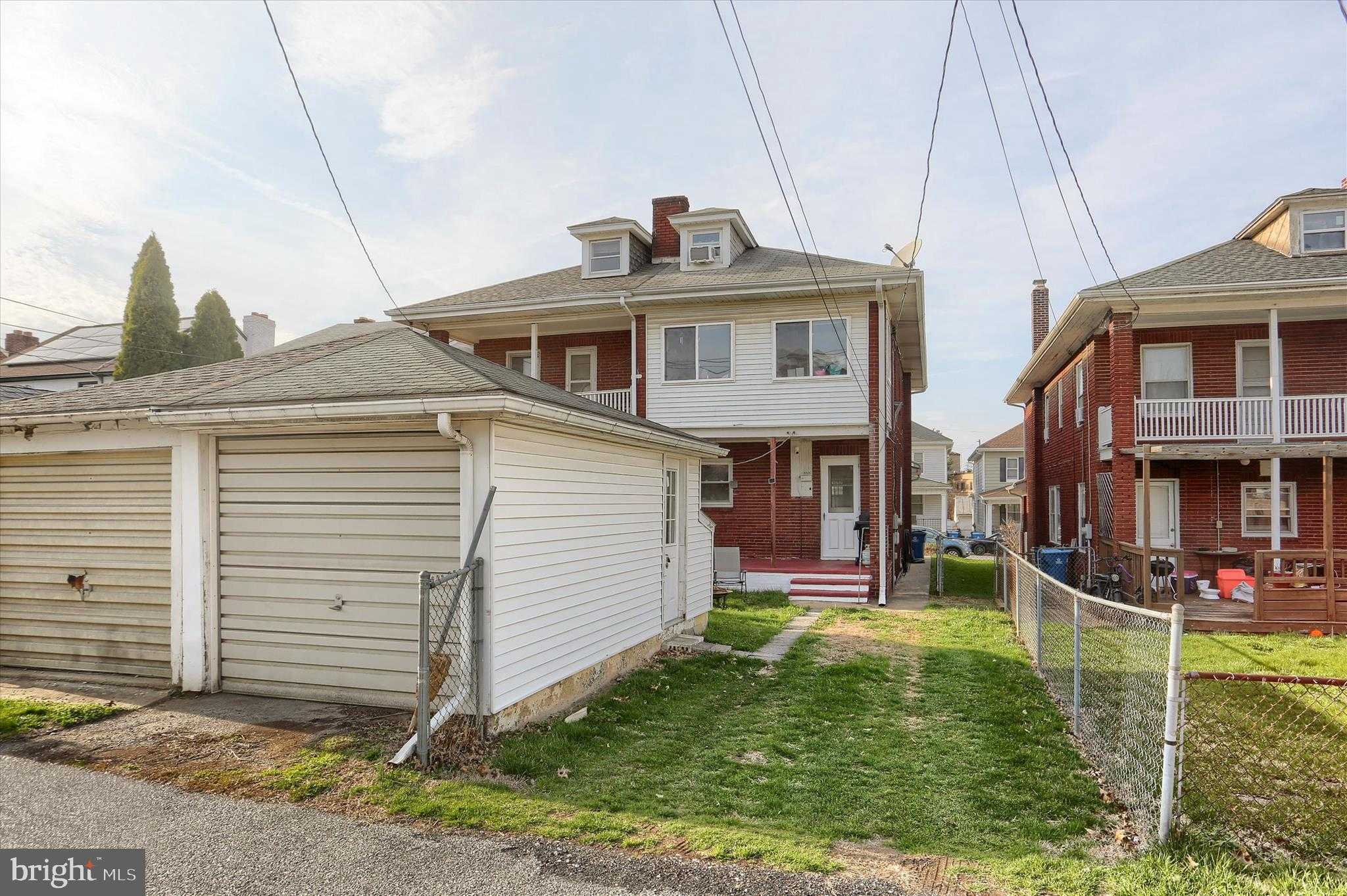 1254 W Poplar St photo 29