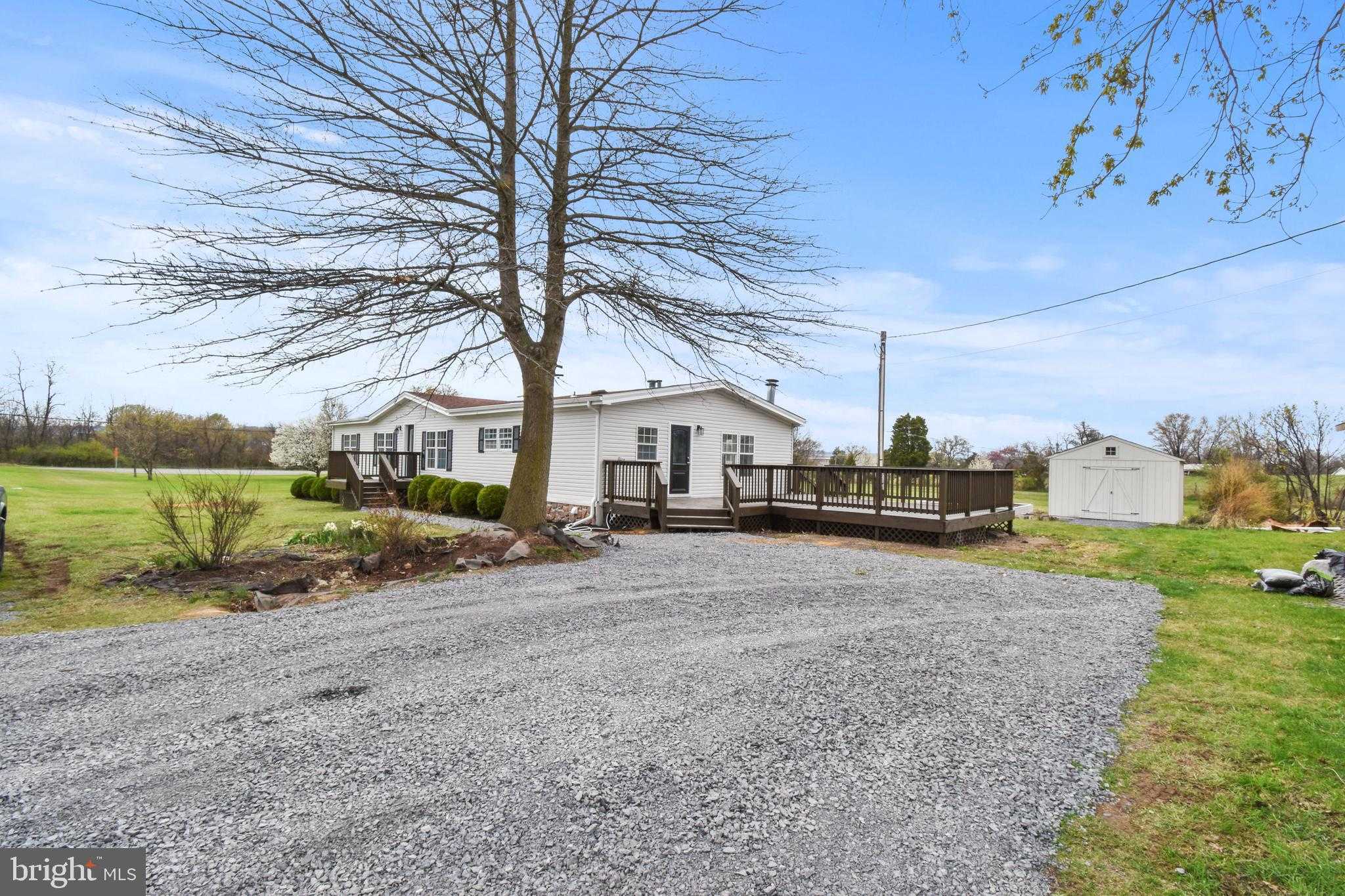 63 Snyders Ln photo 4