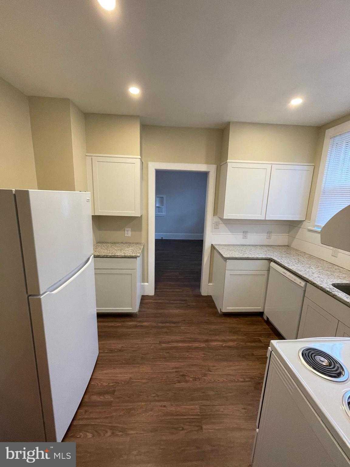 150 Riddle Rd photo 12