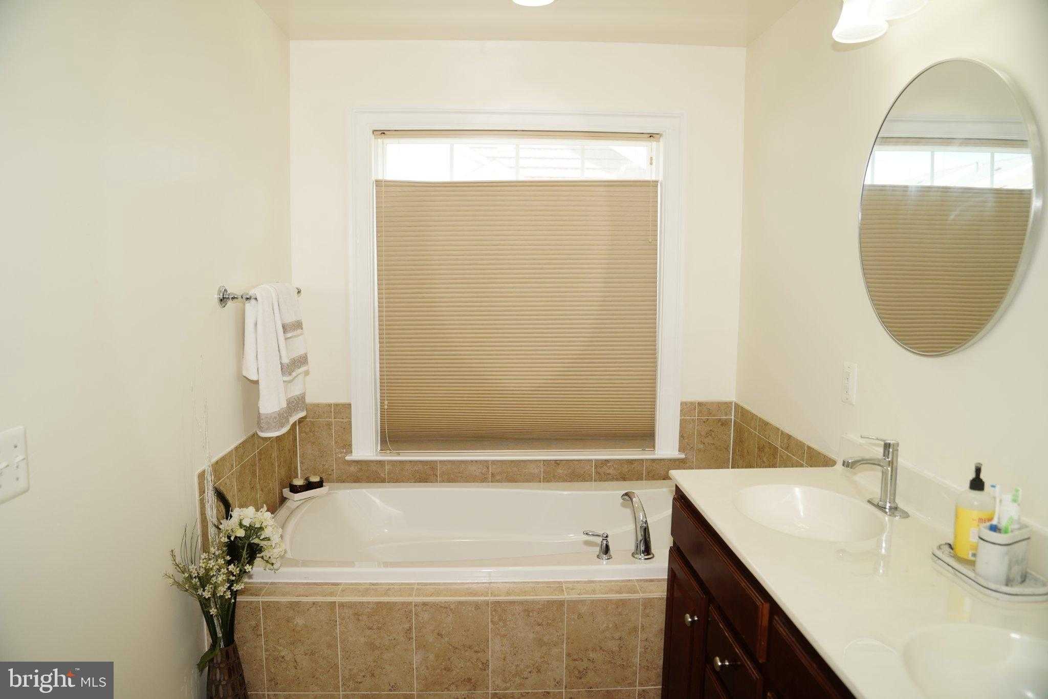 43610 Mckay Ter photo 35