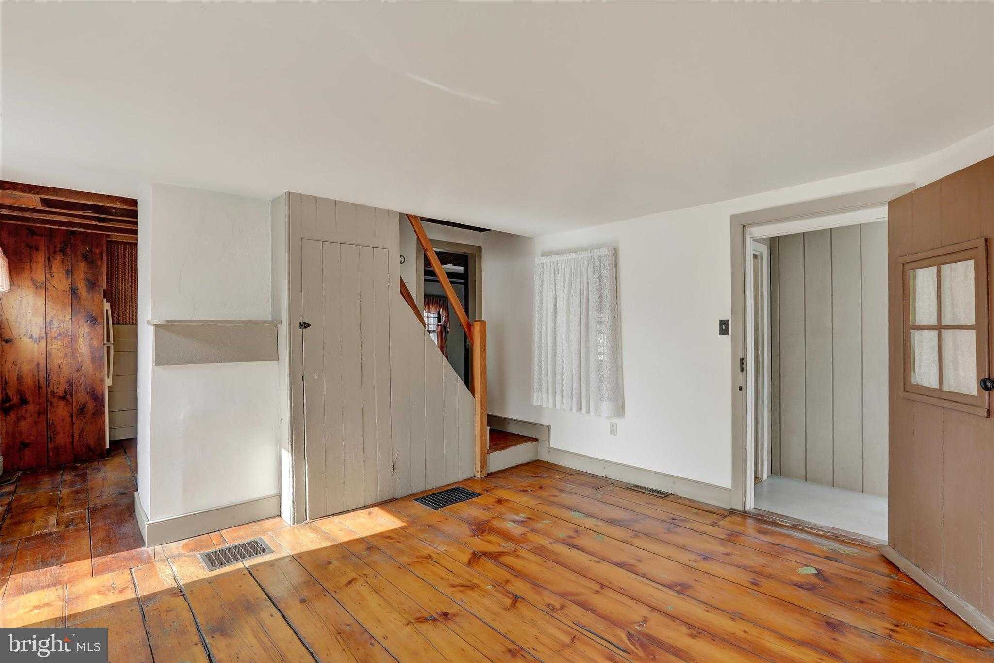 40 S Canal St photo 8