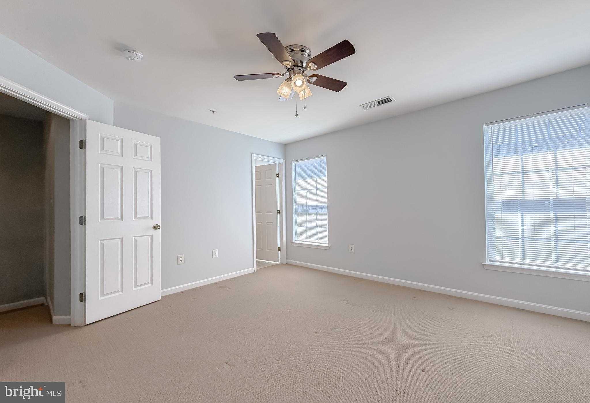 46098 W Westbury Blvd photo 23