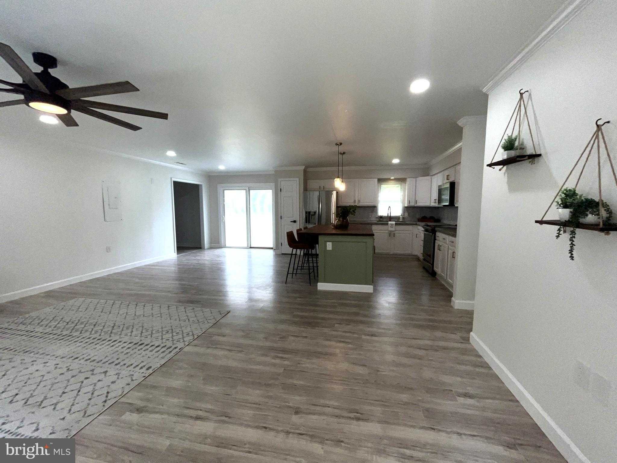 107 Whitby Ln photo 9