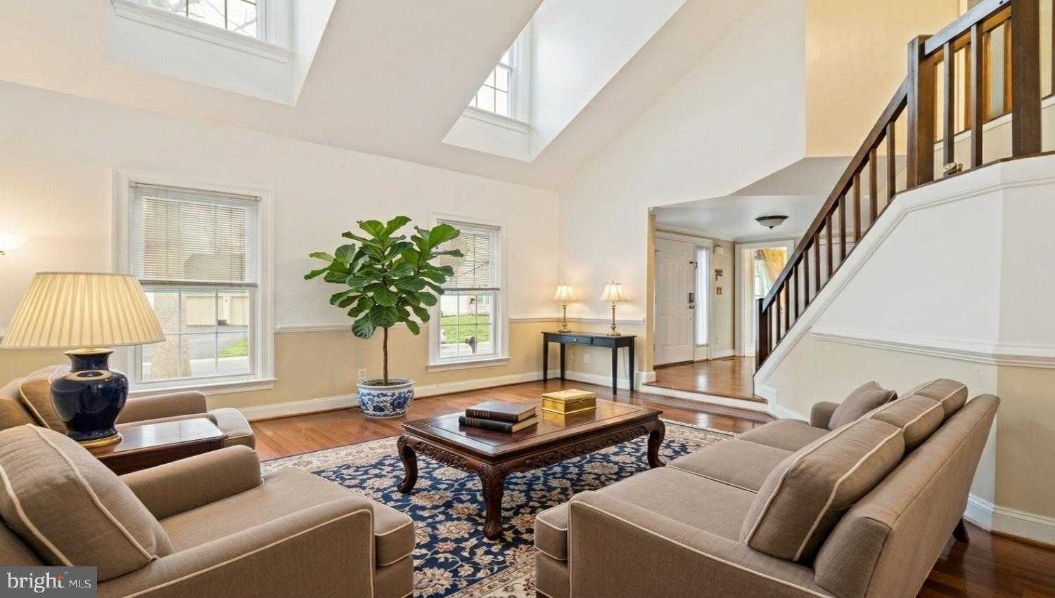 20725 Bountyfield CT photo 7