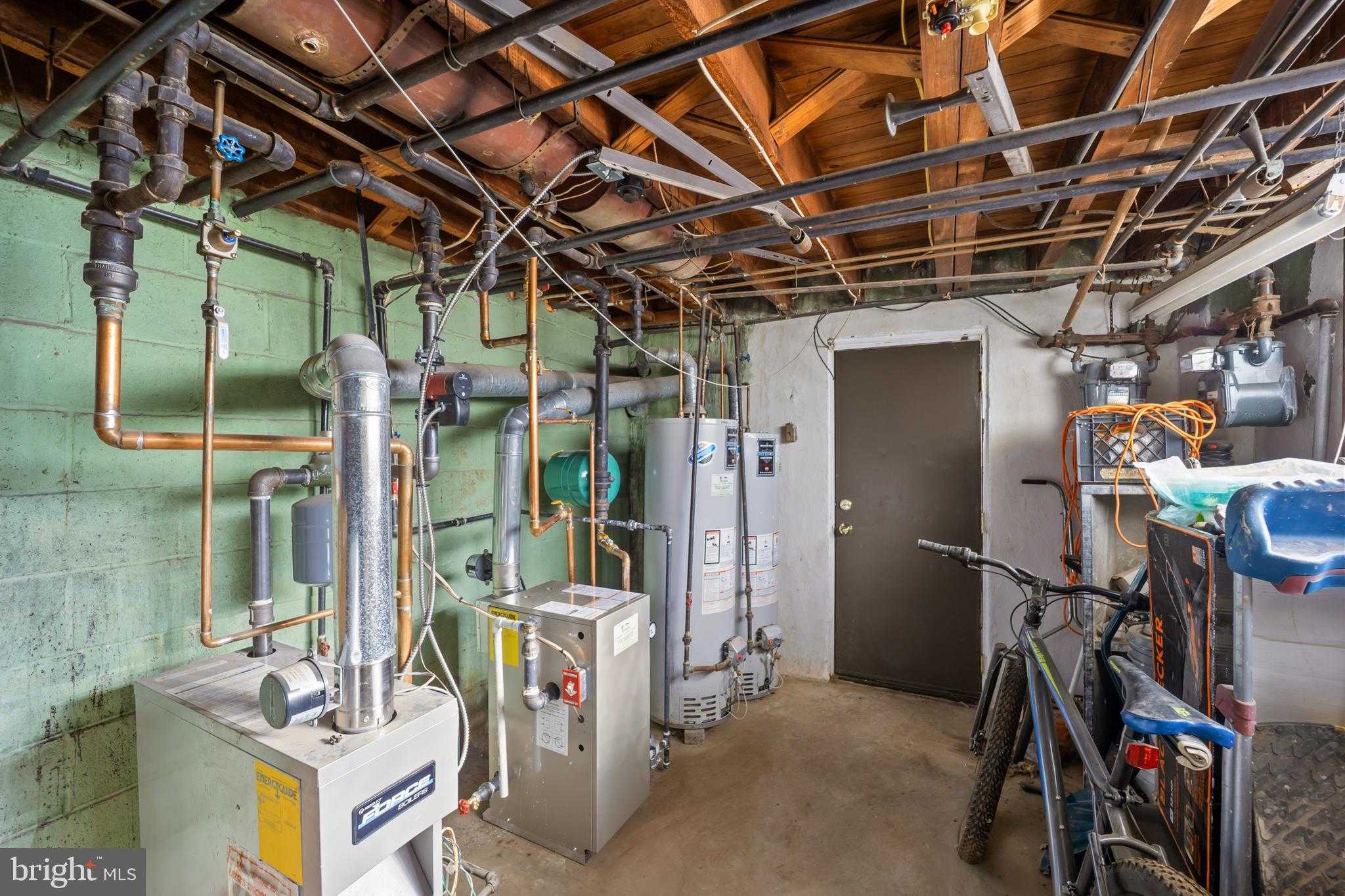 6322 Sylvester St photo 13