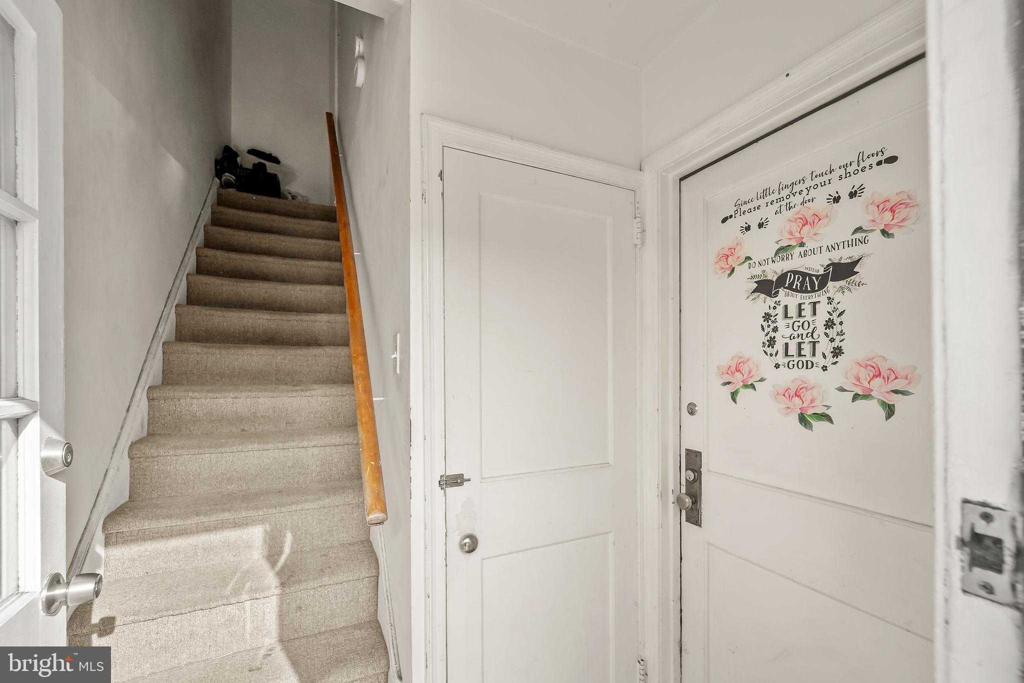 6322 Sylvester St photo 3