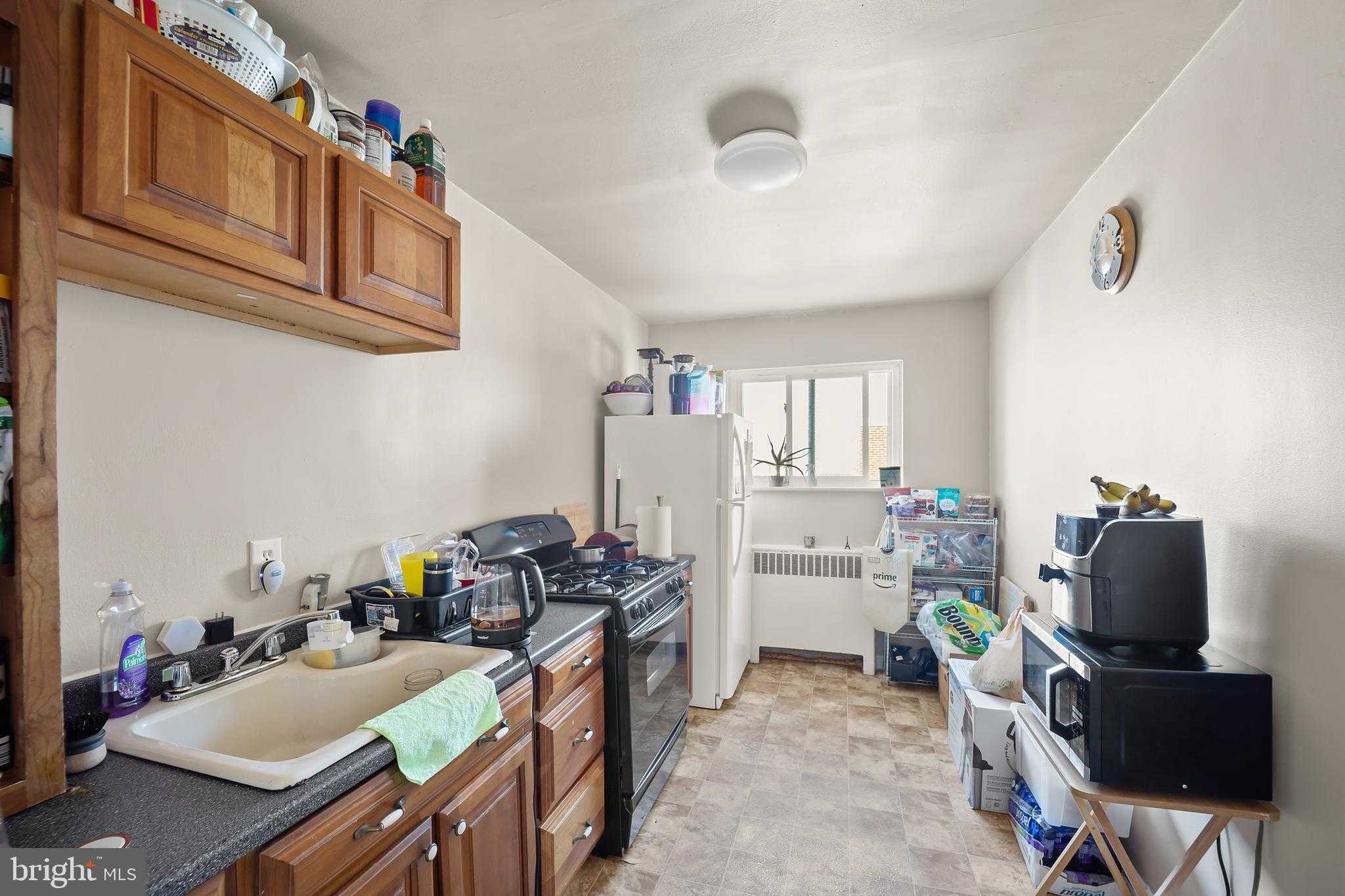 6322 Sylvester St photo 7