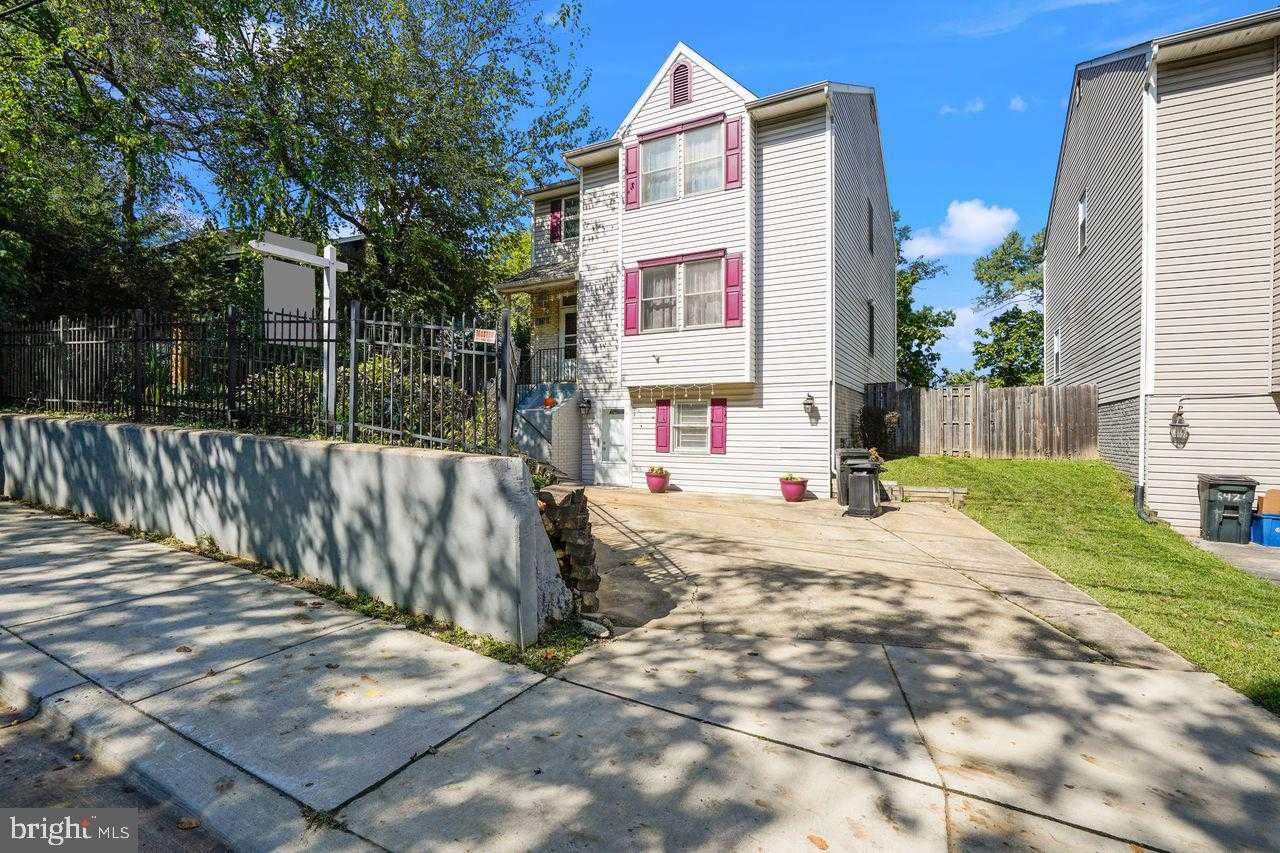 6418 Sligo Mill Rd photo 2