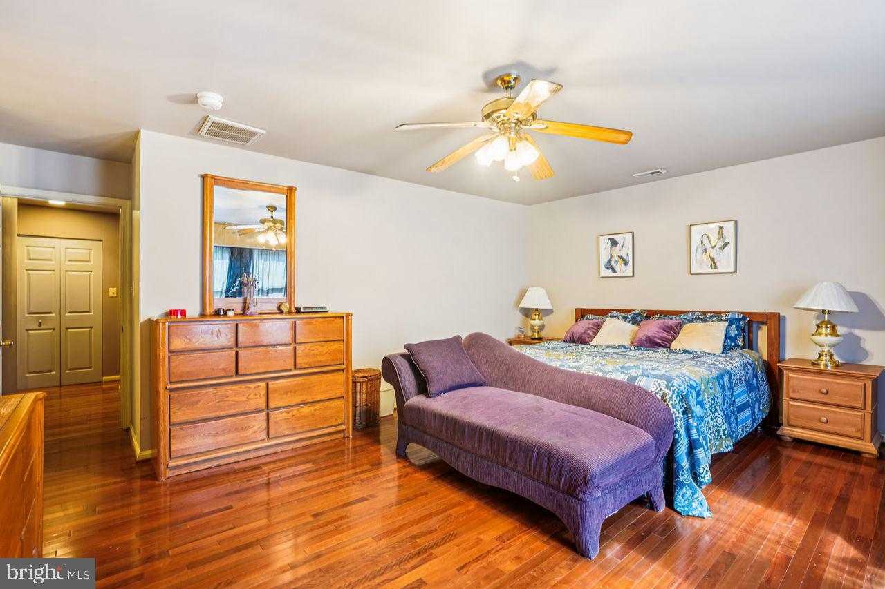 6418 Sligo Mill Rd photo 23