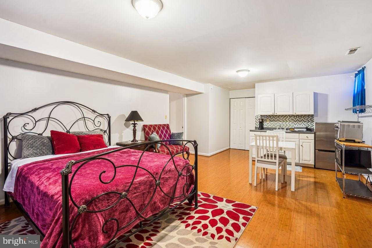 6418 Sligo Mill Rd photo 26