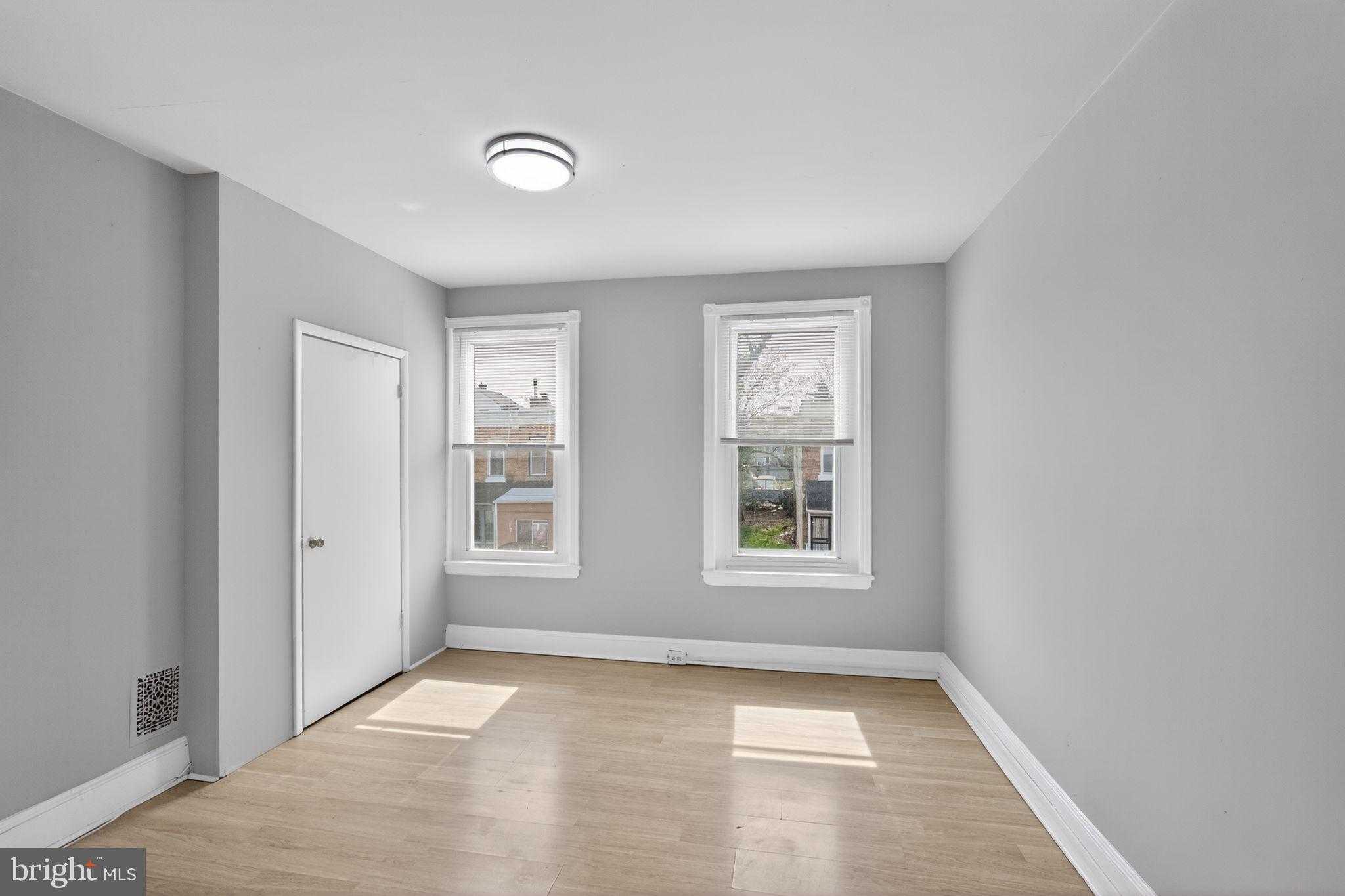 5517 Bloyd St photo 8