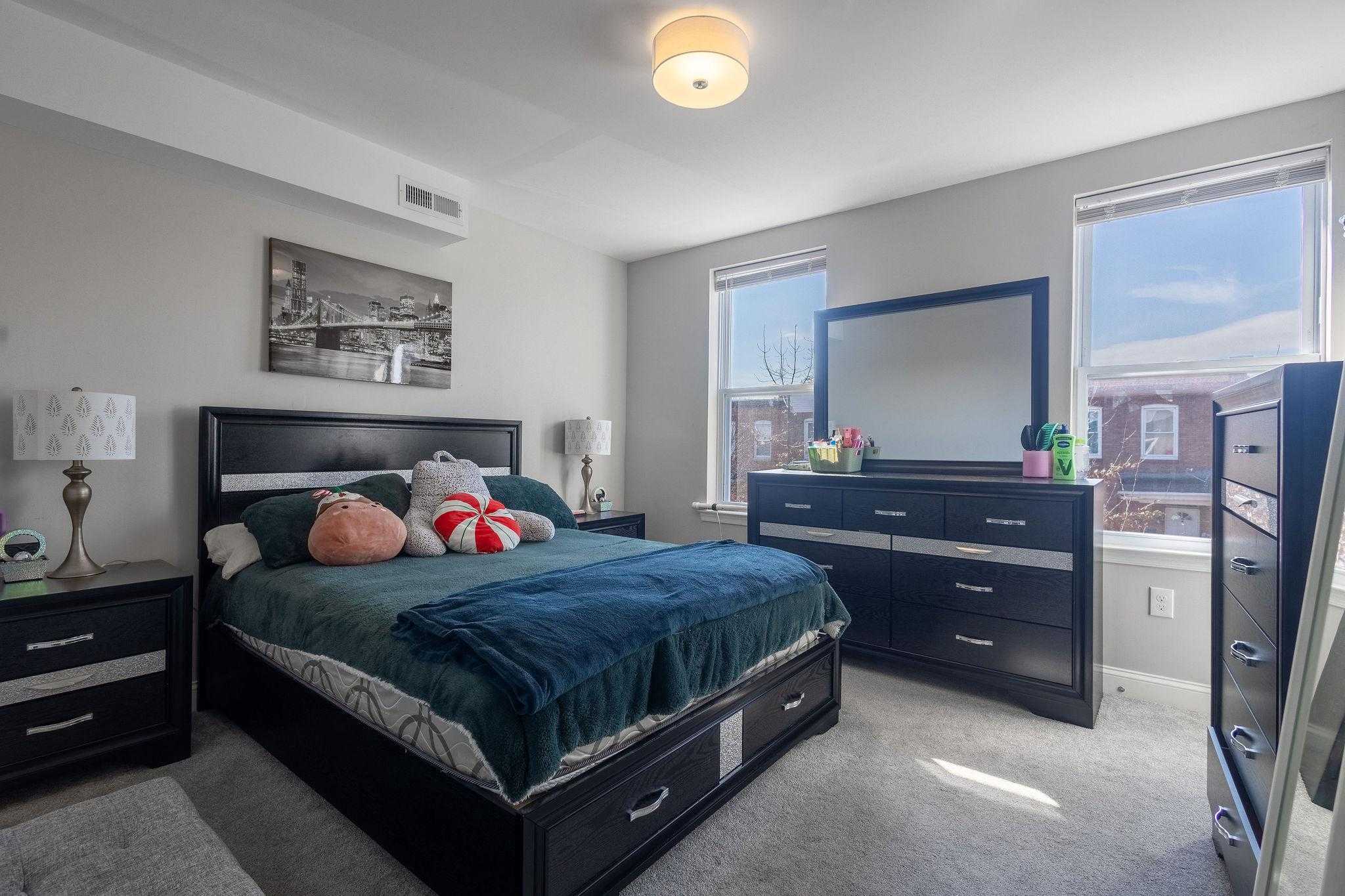 509 N East Ave photo 7