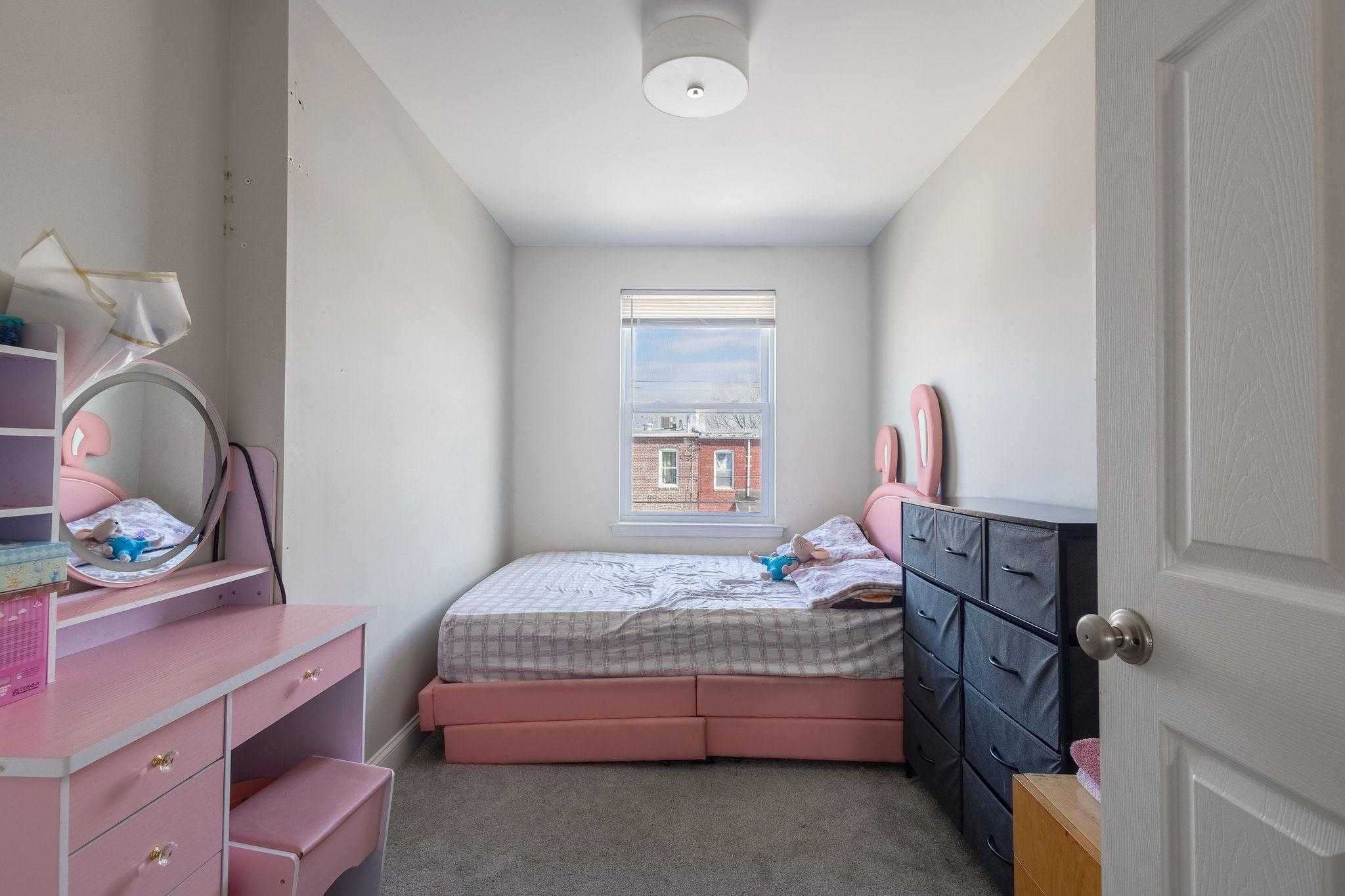 509 N East Ave photo 8