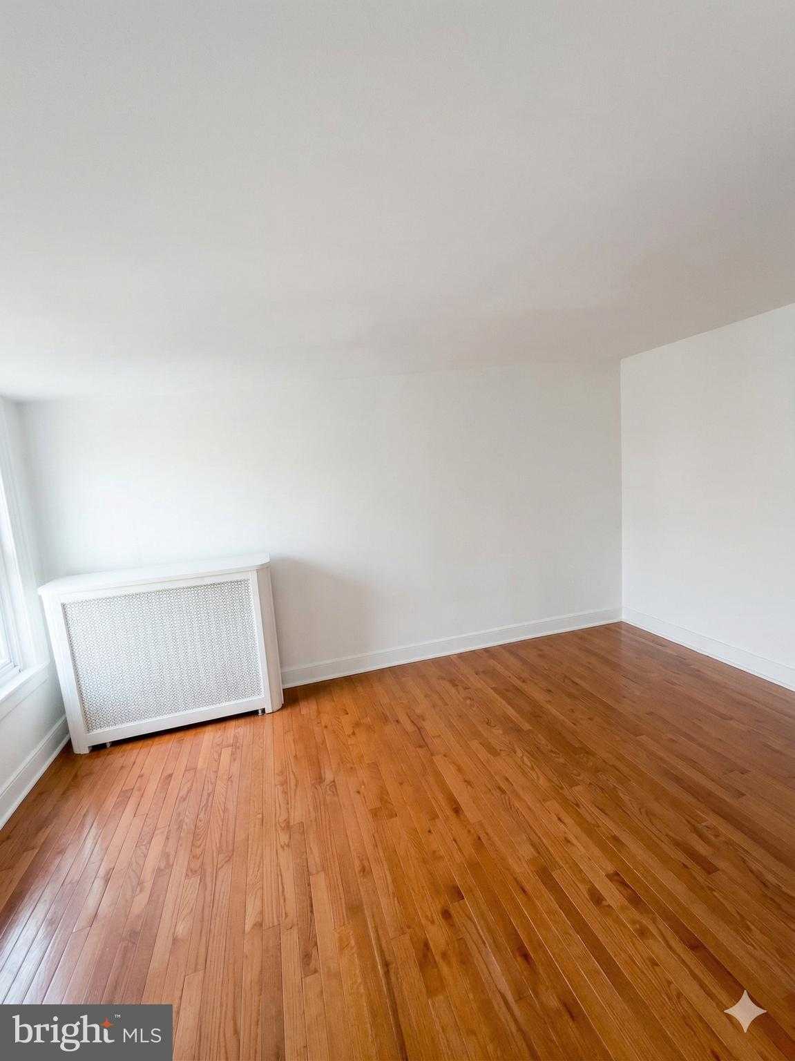 929 W Dauphin St photo 8