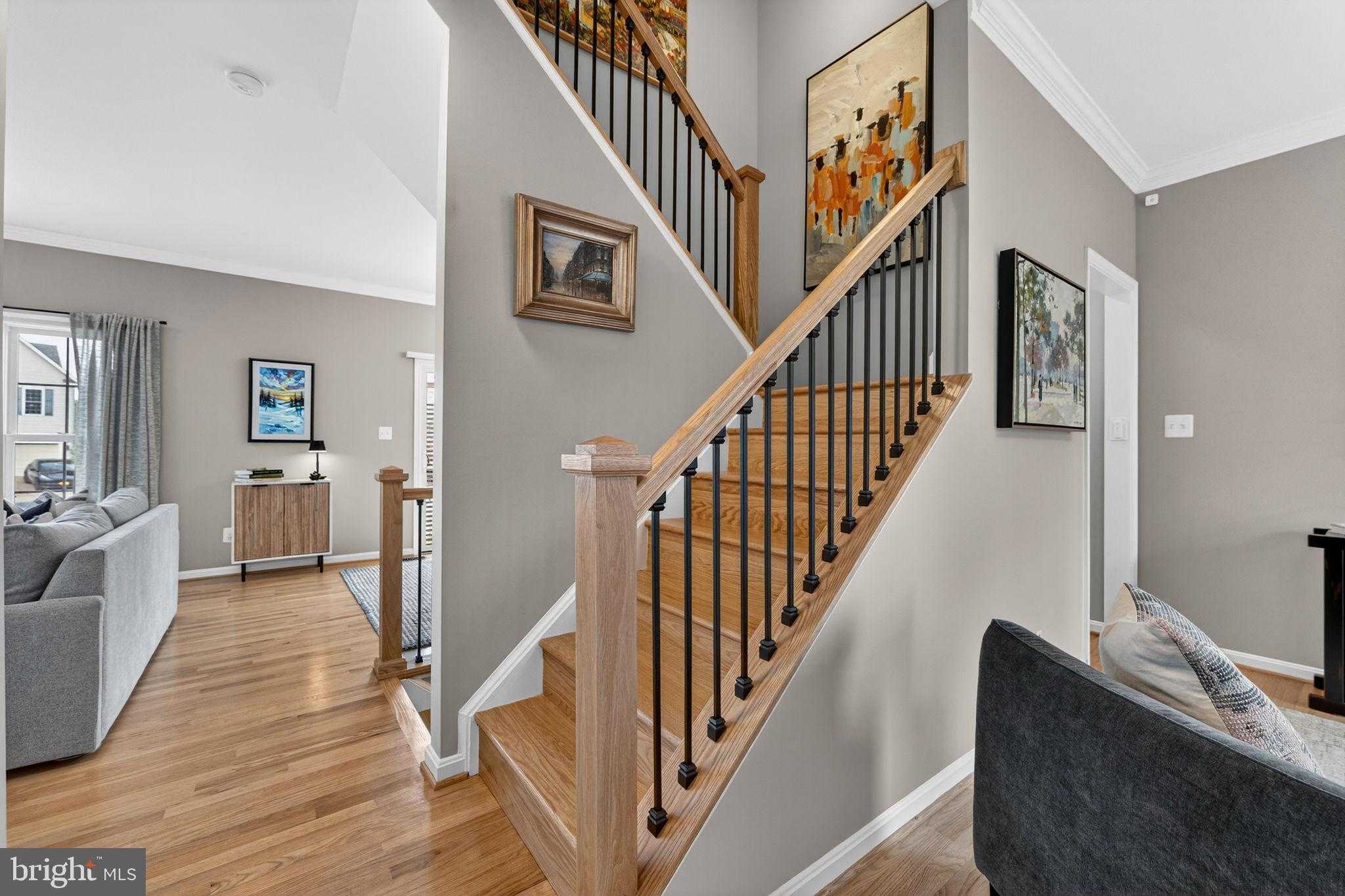 233 Breezewood Dr photo 11