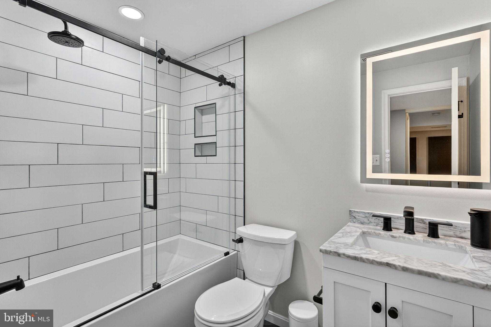 233 Breezewood Dr photo 24