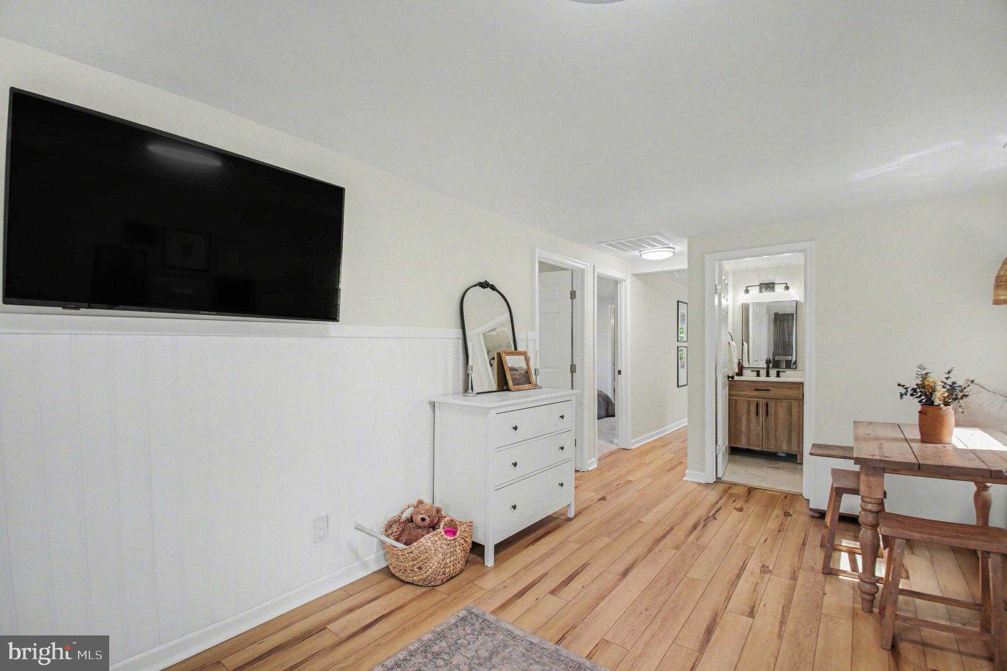 2137 Chapel Way photo 7