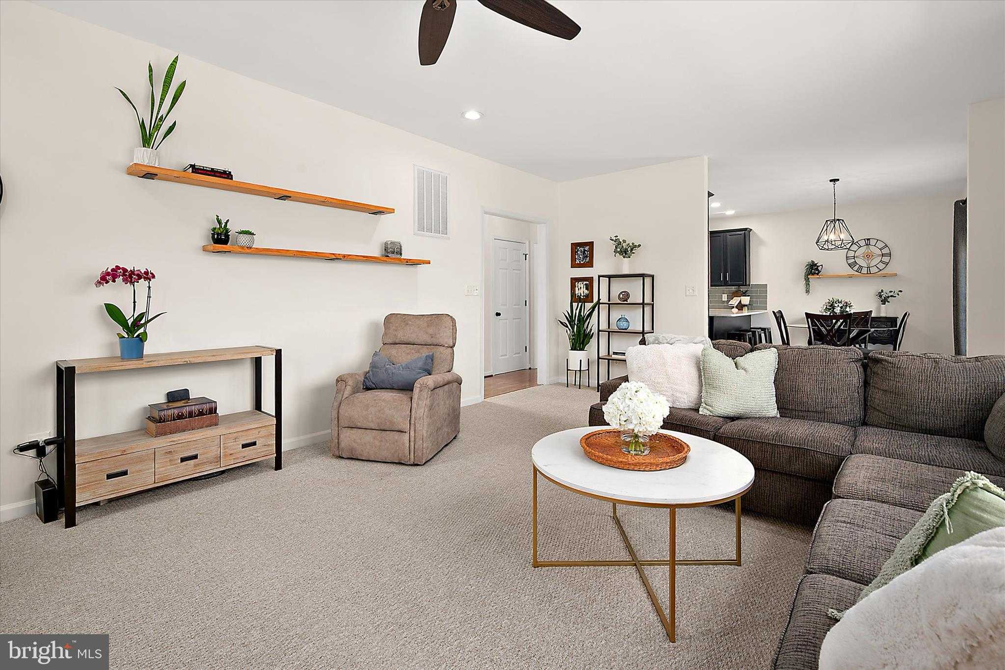 8292 Democracy Dr photo 16