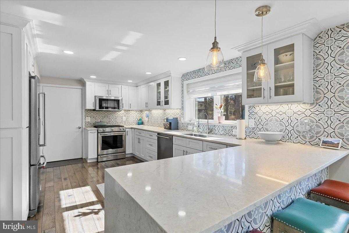 15401 Silvan Glen Dr photo 6