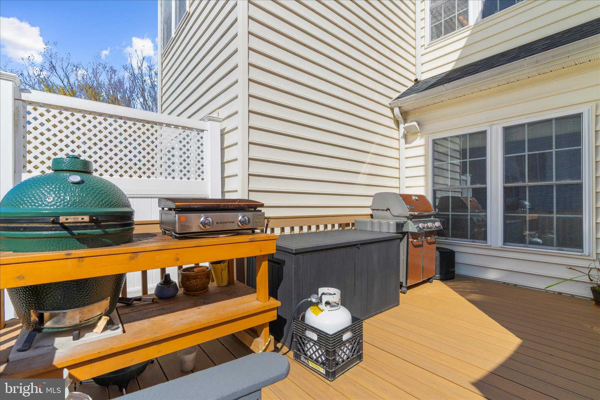 1327 Peppertree CT photo 38