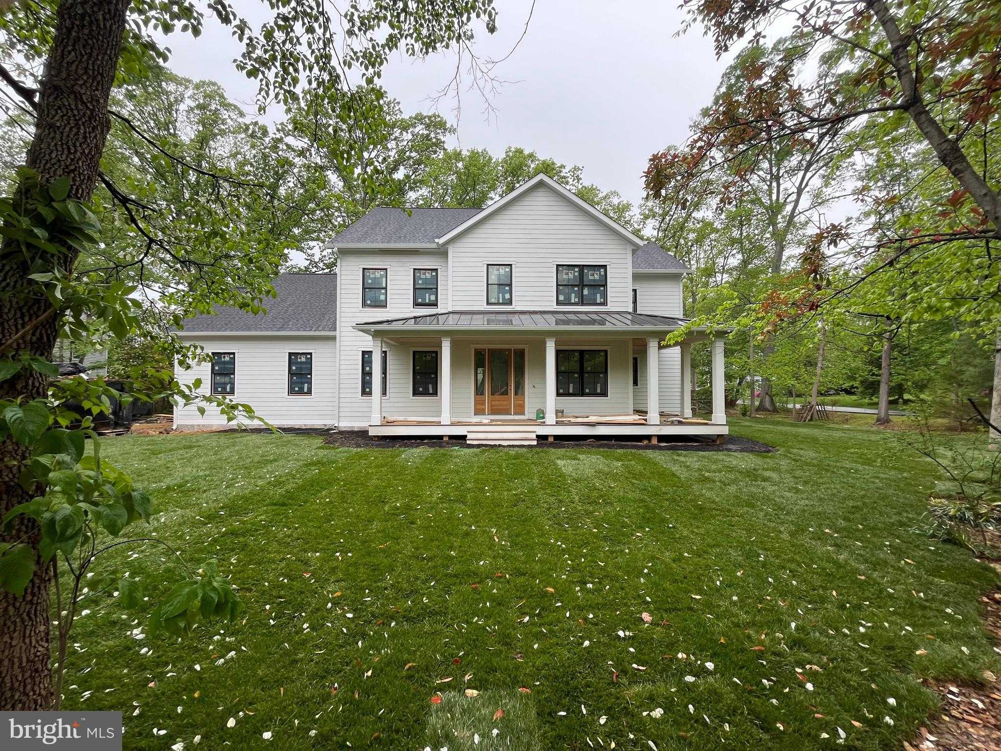 7926 Bolling Dr, Alexandria