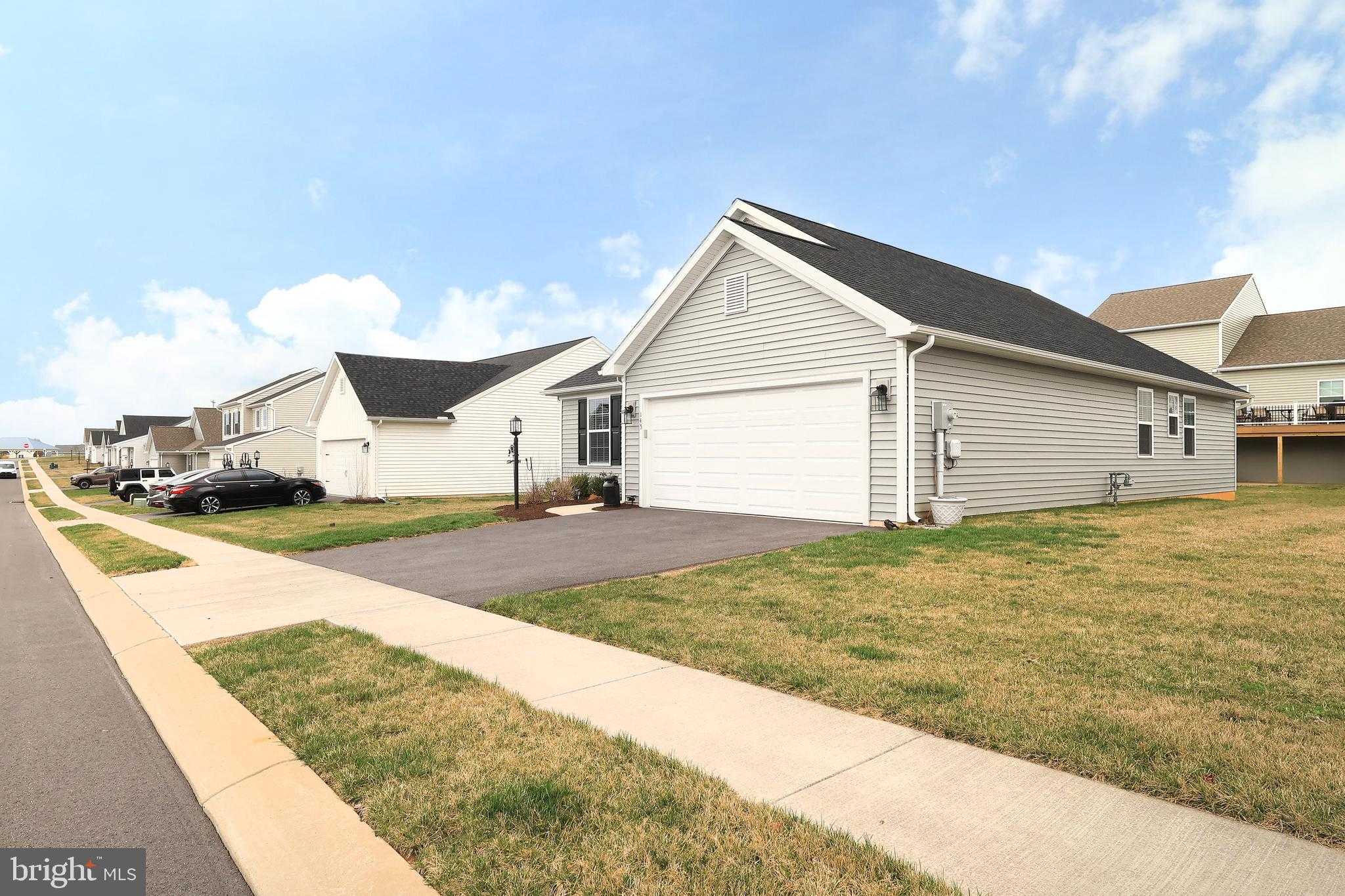 145 Kephart St photo 3