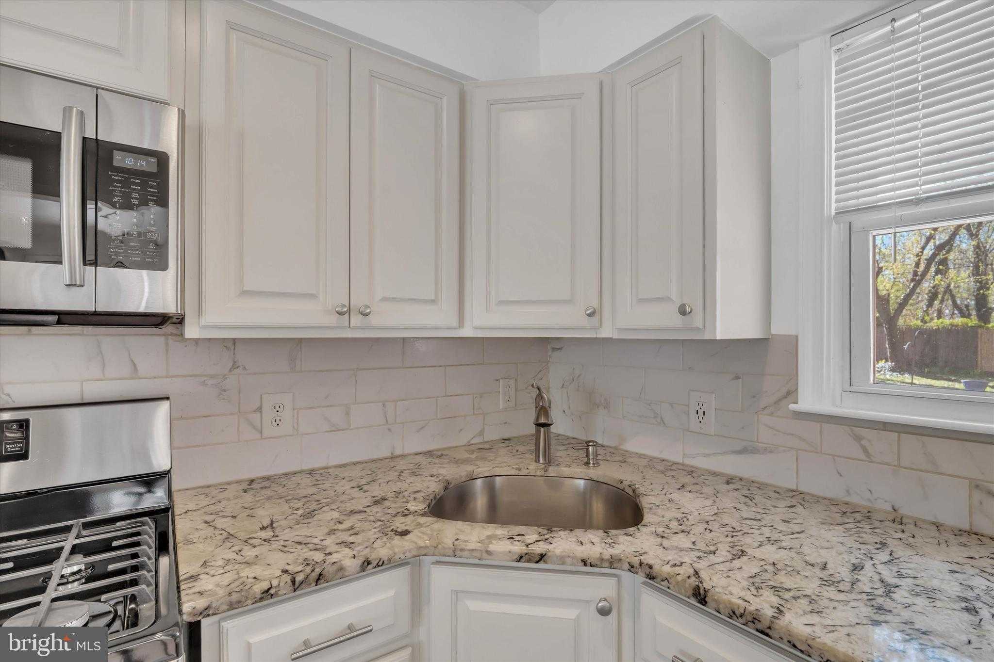 319 School Ln photo 12