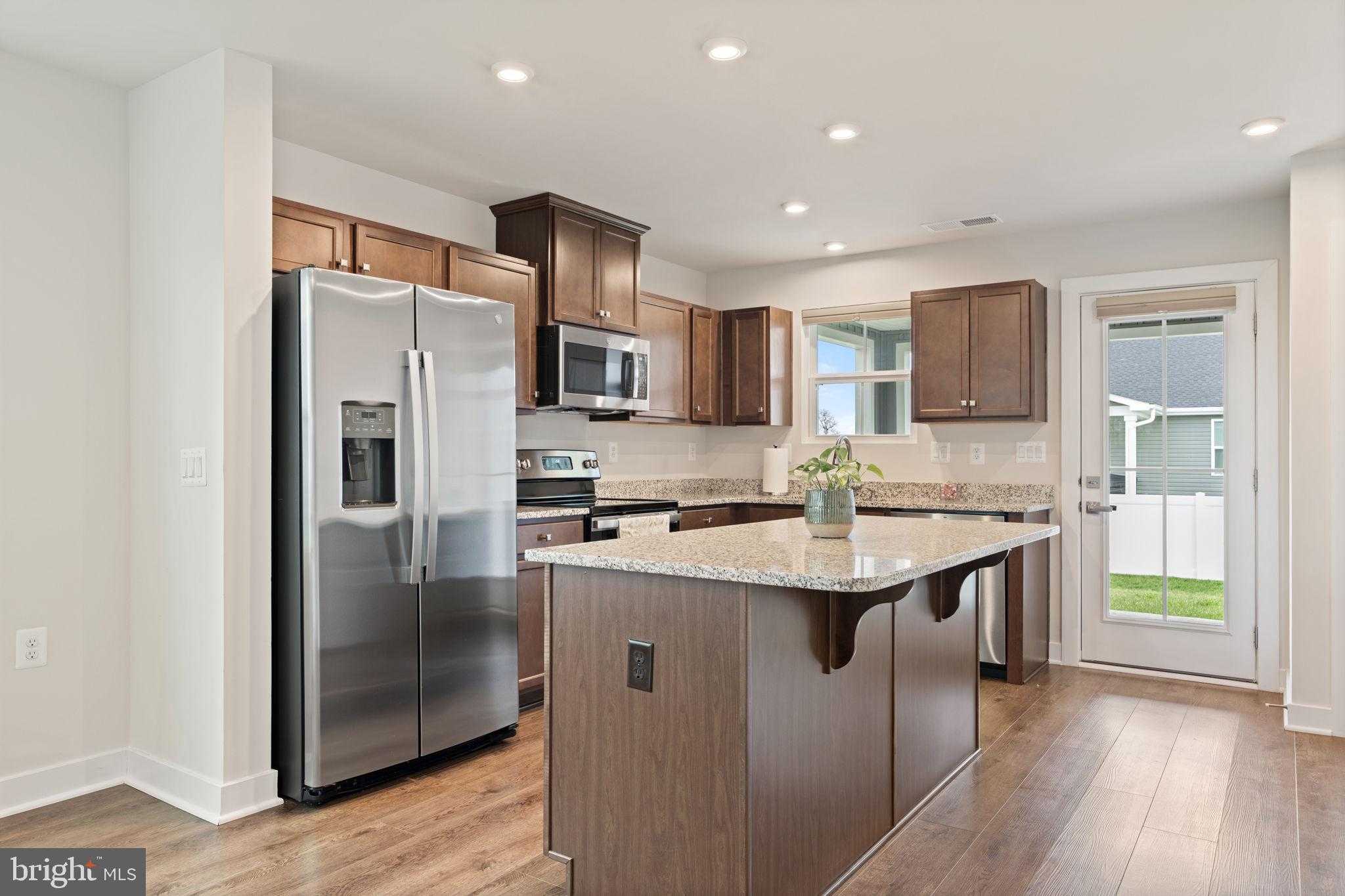 84 Dunster St photo 16