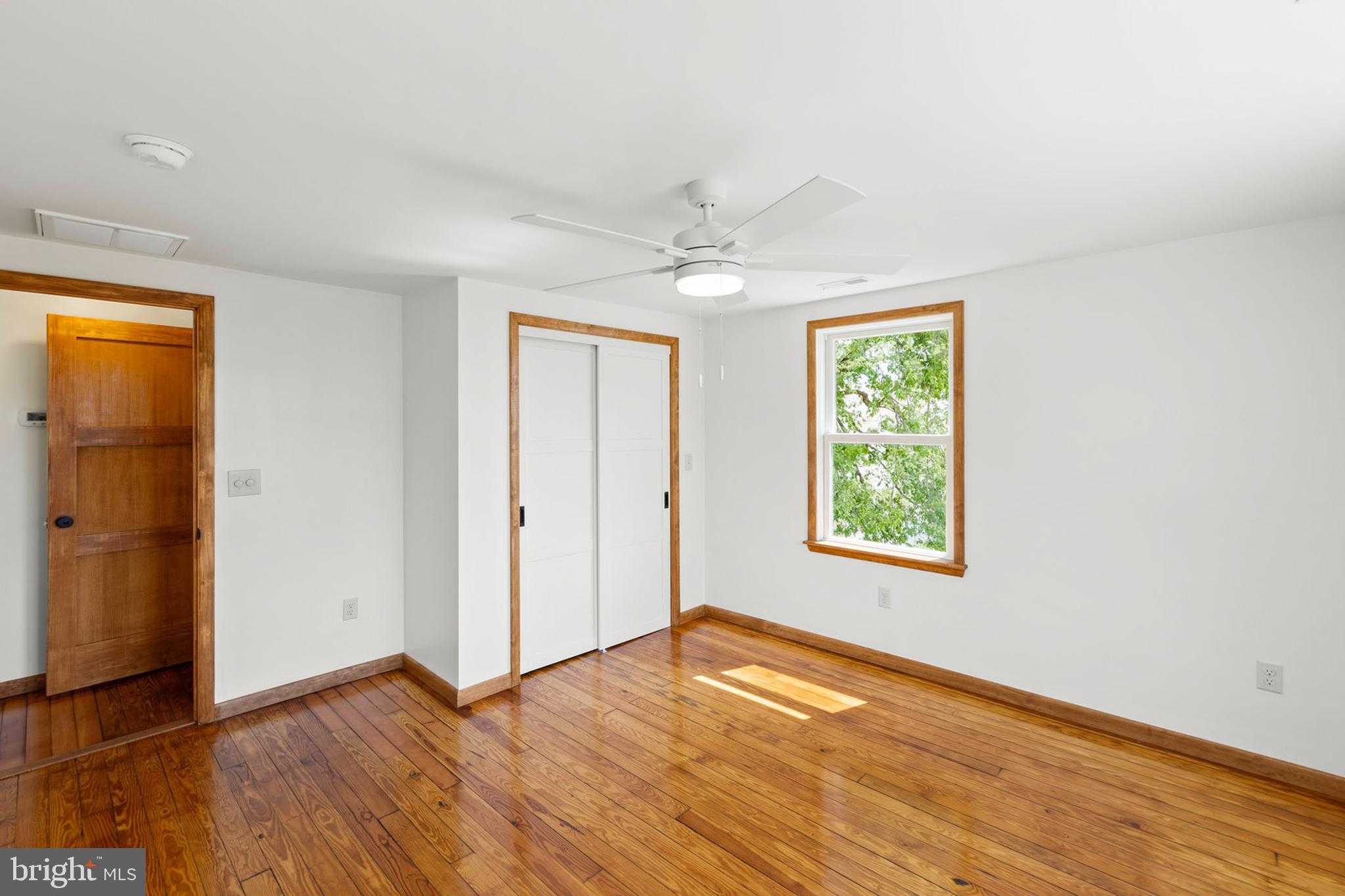 112 W Germain St photo 14