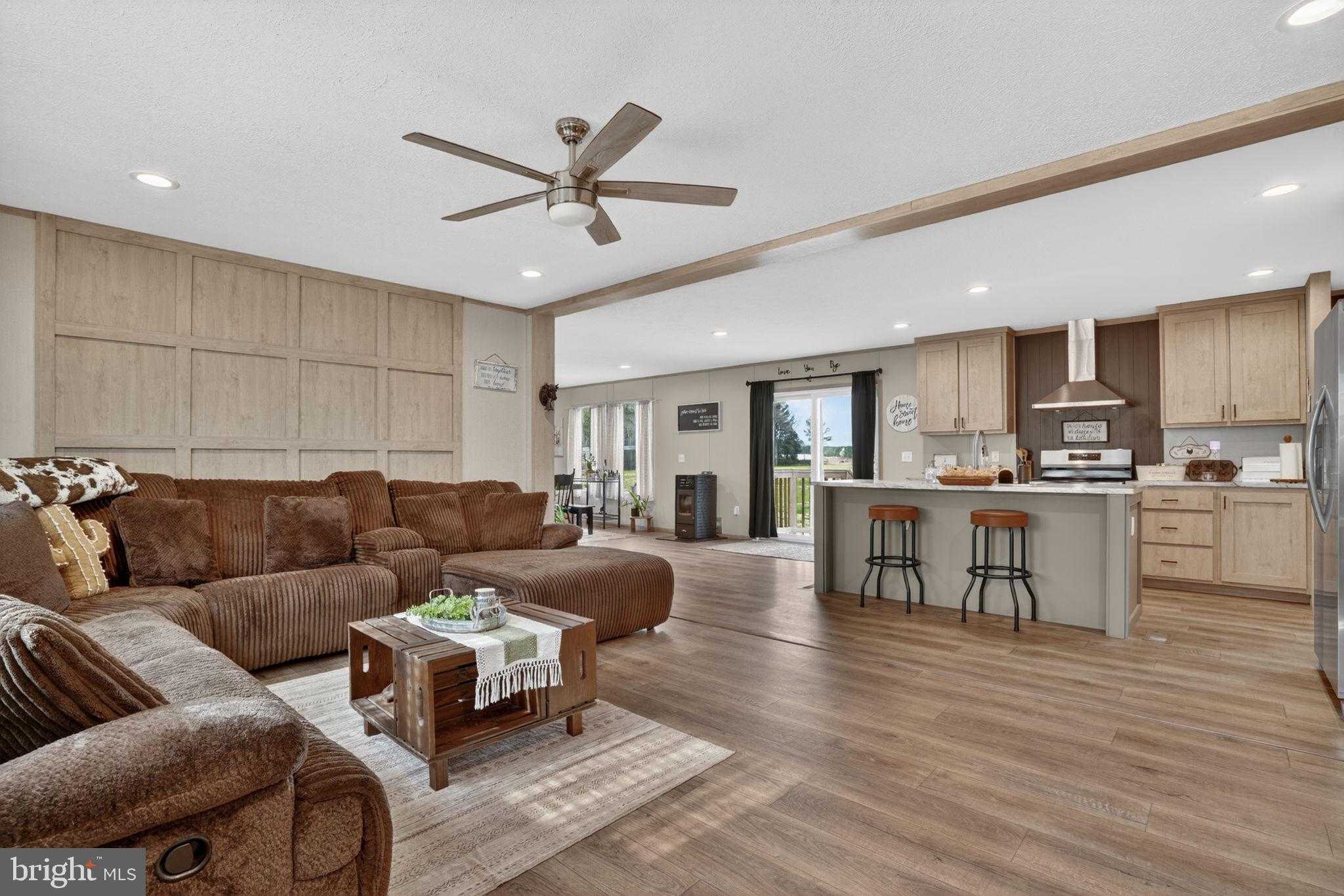 1013 Buck Harbor Rd photo 3