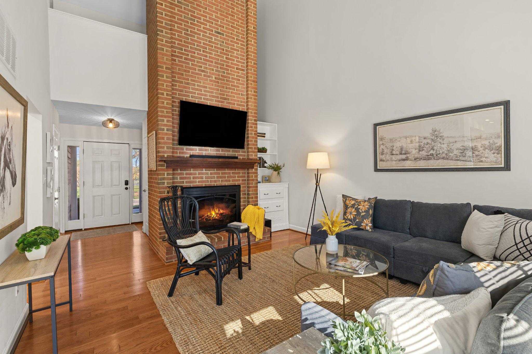 704 Ticonderoga Ave photo 6