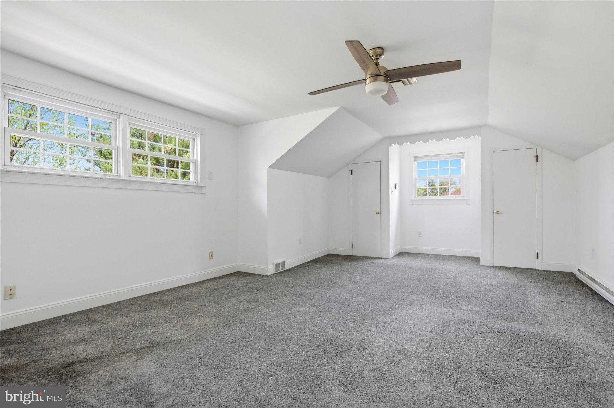 241 School Ln photo 24