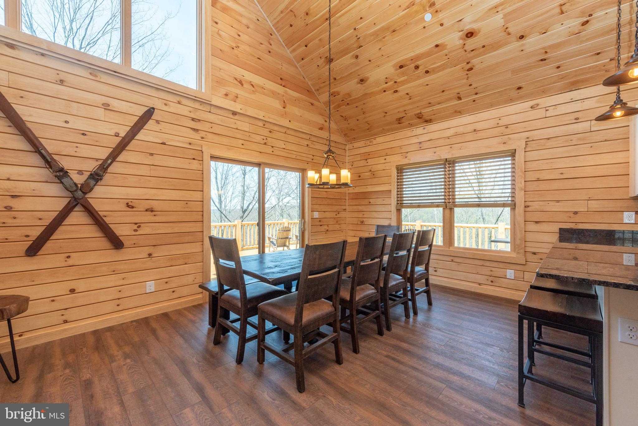 828 N Camp Rd photo 10