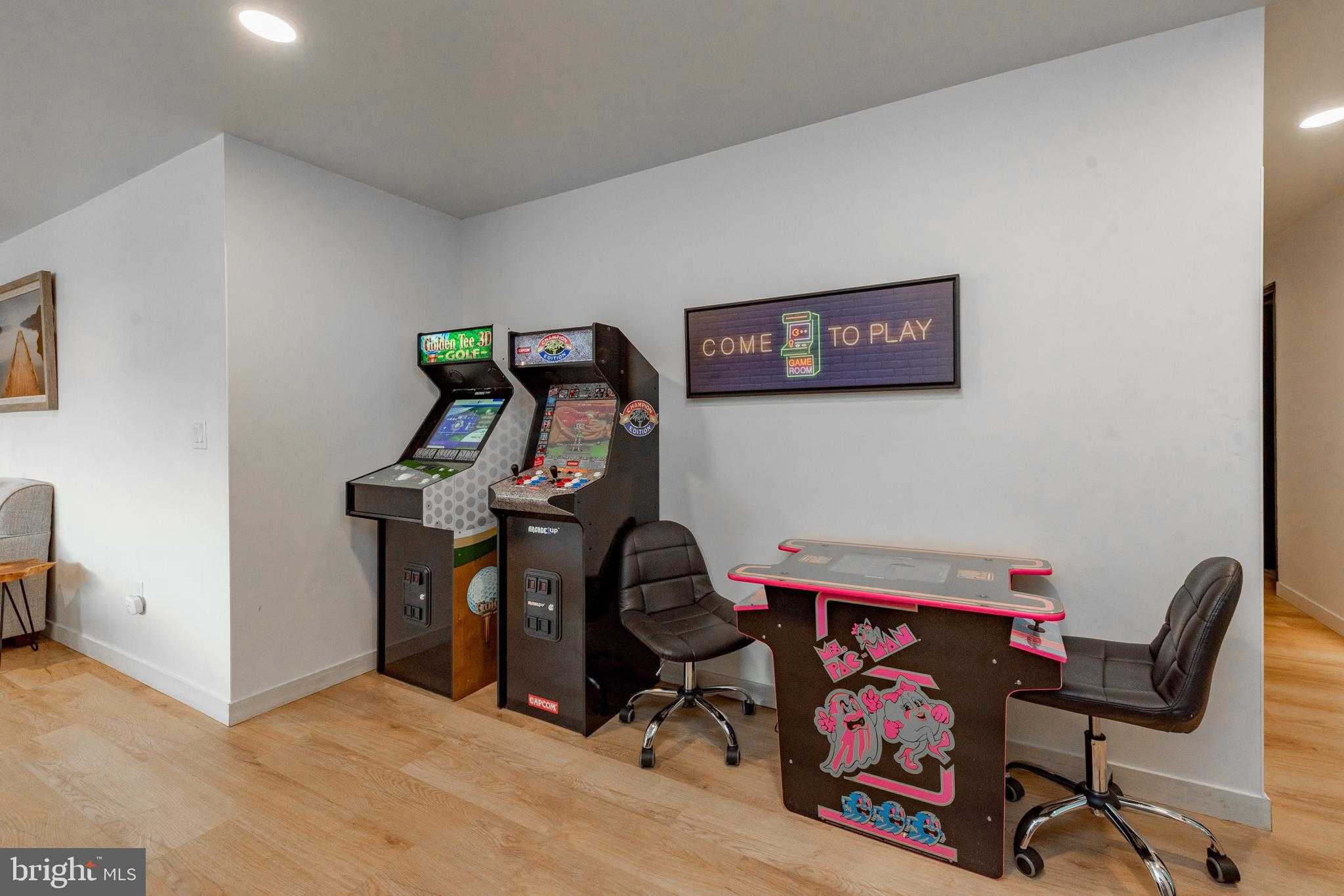 619 Waterfront Greens Dr photo 51