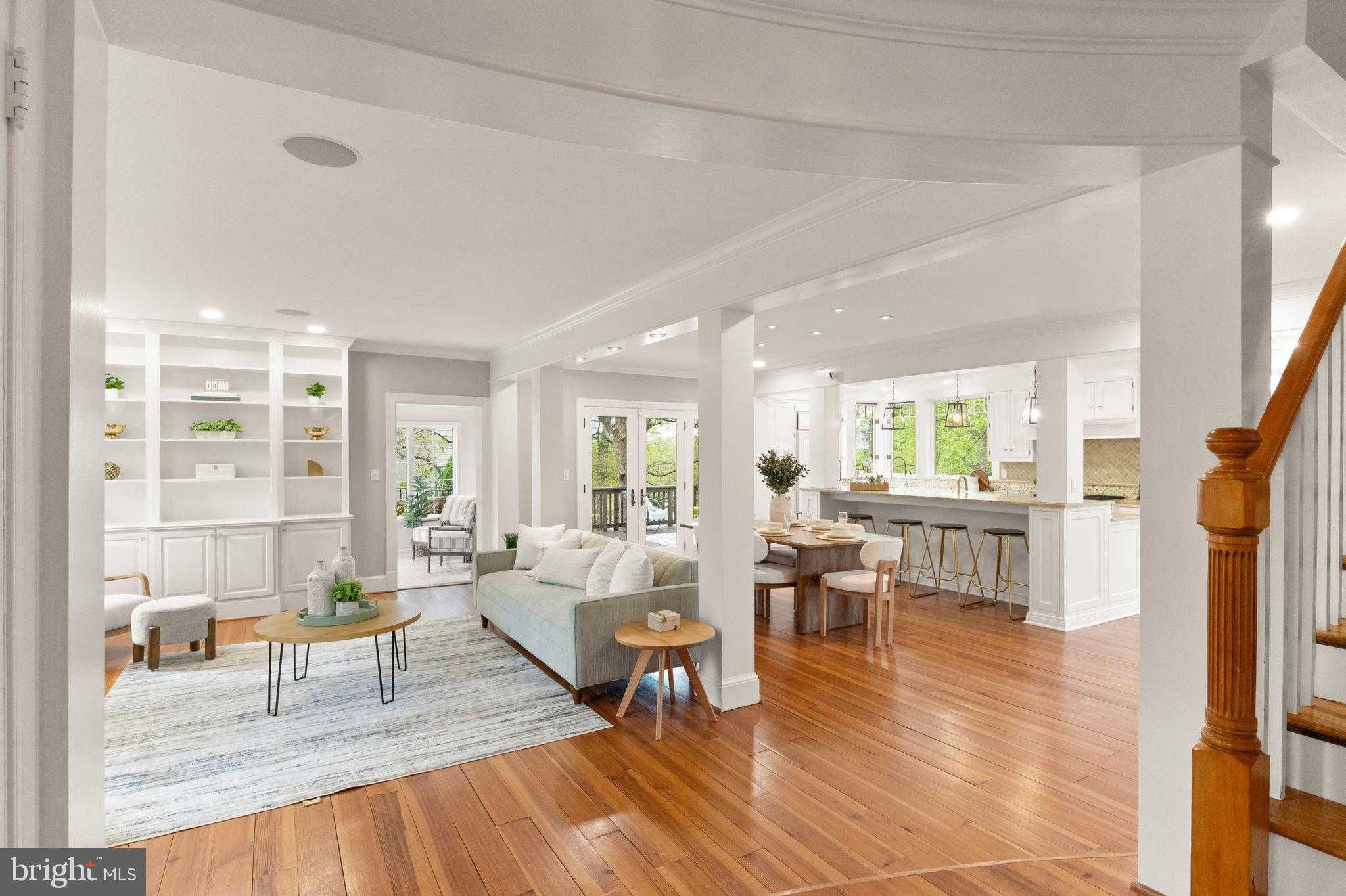 319 Kentucky Ave photo 9