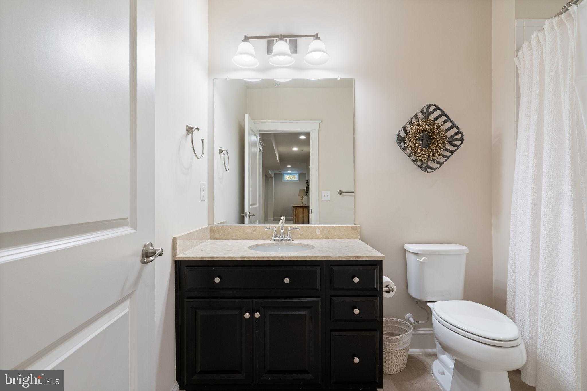 17200 Miss Packard CT photo 51