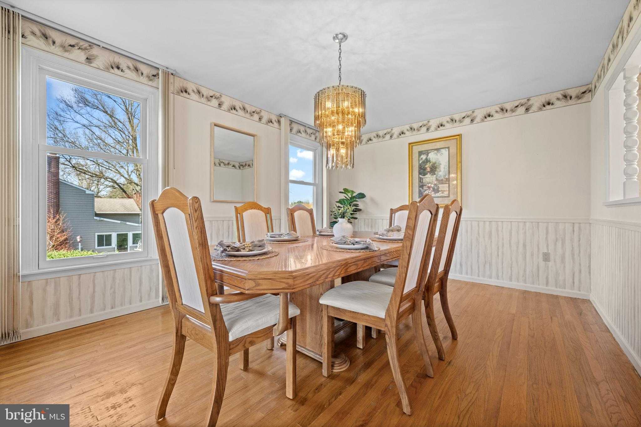 111 W Buttonwood Dr photo 9