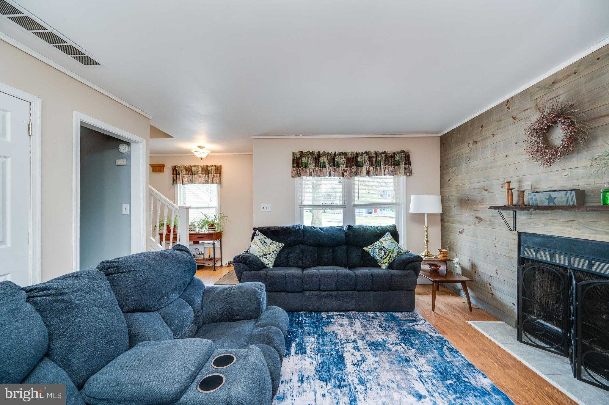 4489 Heron Dr photo 9