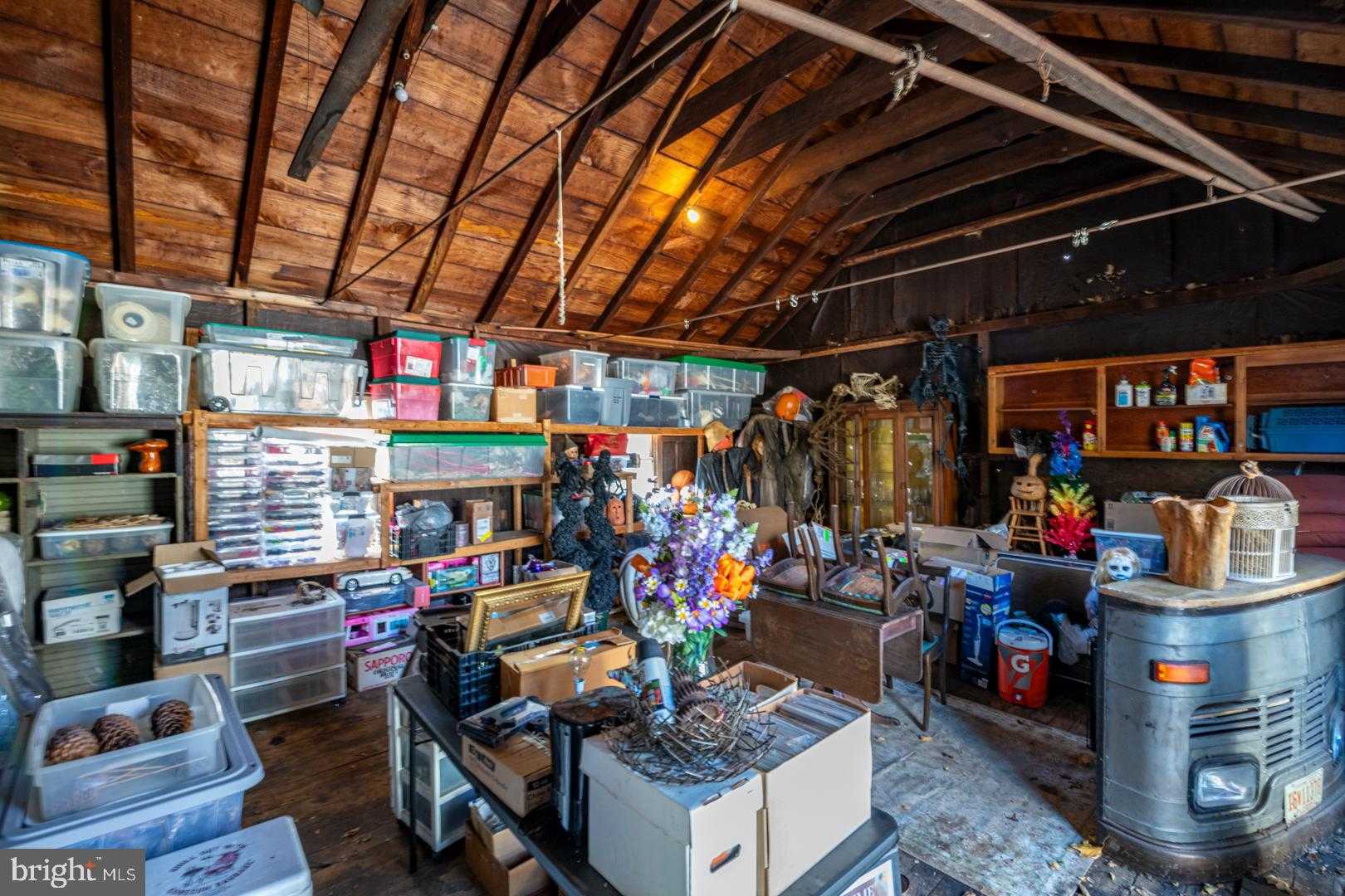 2571 Hill Rd photo 38