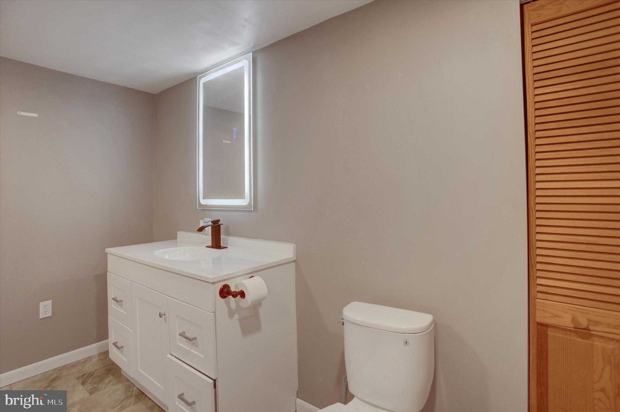 1611 Pine Rd photo 31