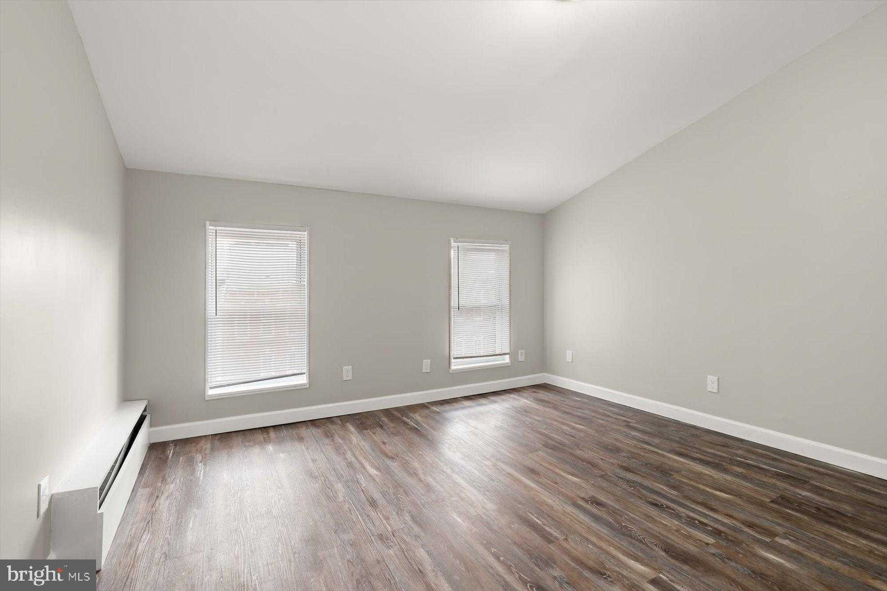 3006 Elliott St photo 13